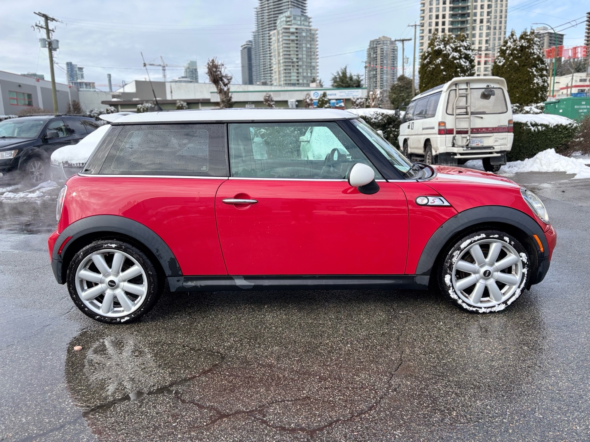 /canwestautoinc/2009-MINI-CooperHardtop-8737553714723865.jpg