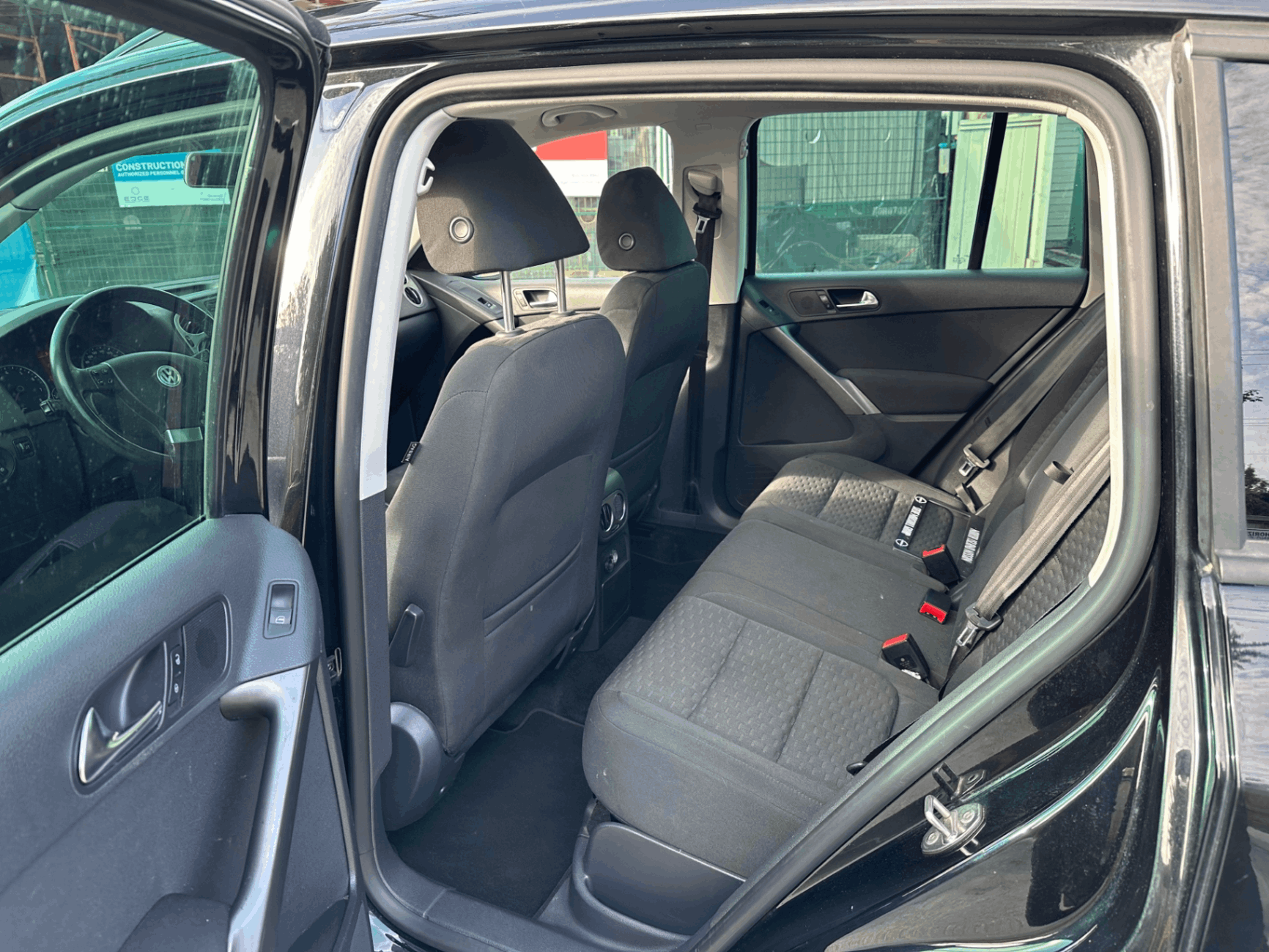 /canwestautoinc/2009-Volkswagen-Tiguan-29111643349762173.jpg