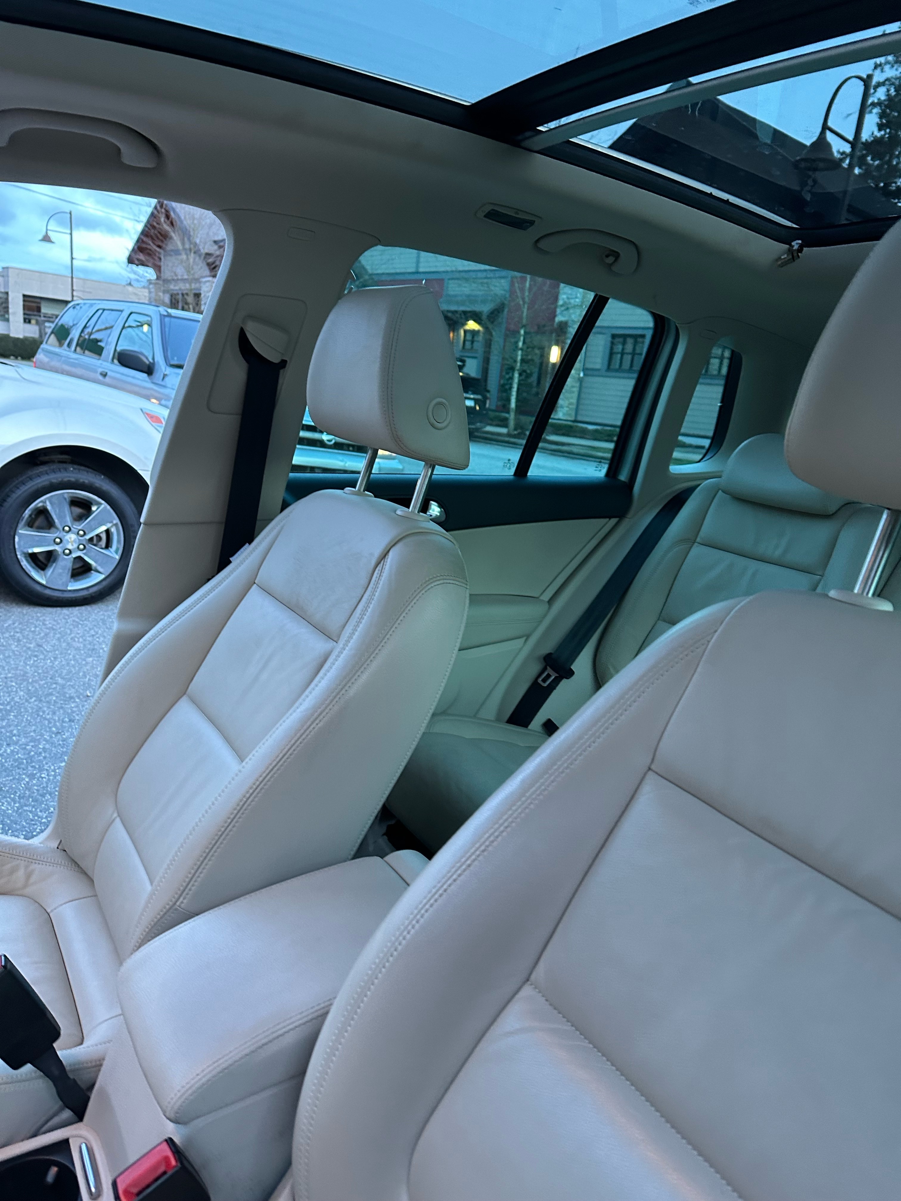 /canwestautoinc/2009-Volkswagen-Tiguan-46778824459703716.jpg