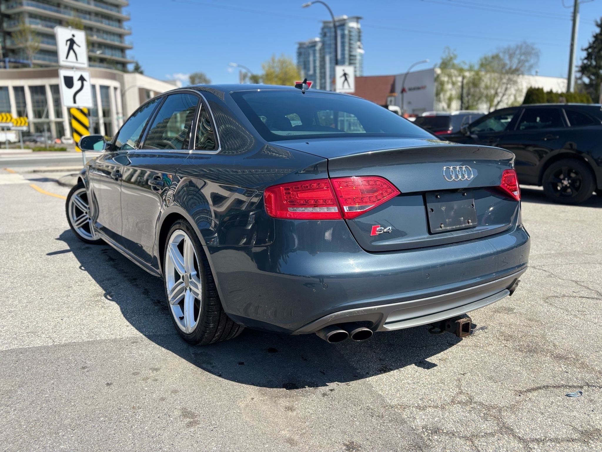 /canwestautoinc/2010-Audi-S4-009521948896569432.jpg