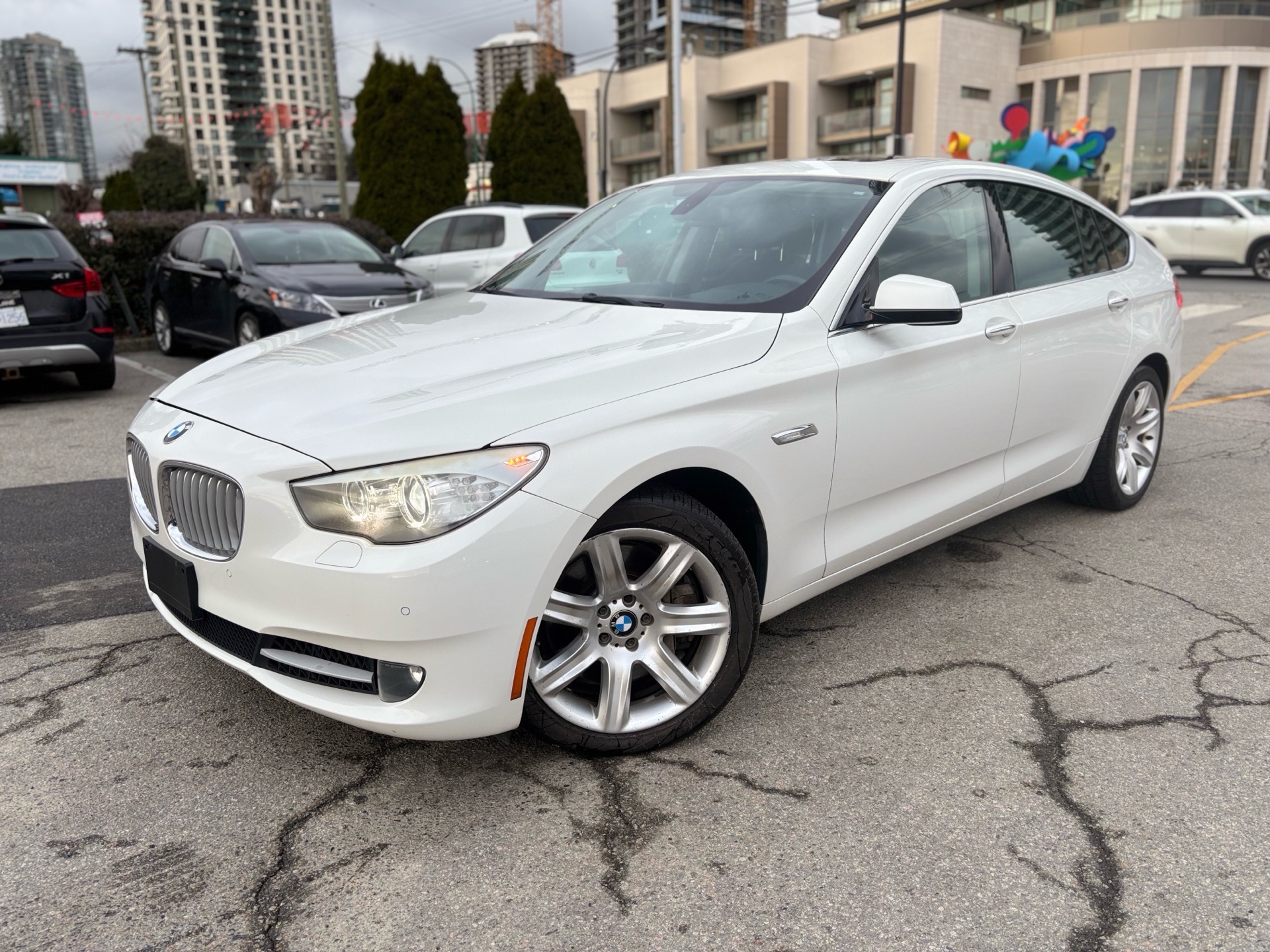 /canwestautoinc/2010-BMW-5Series-5899629970517377.jpg