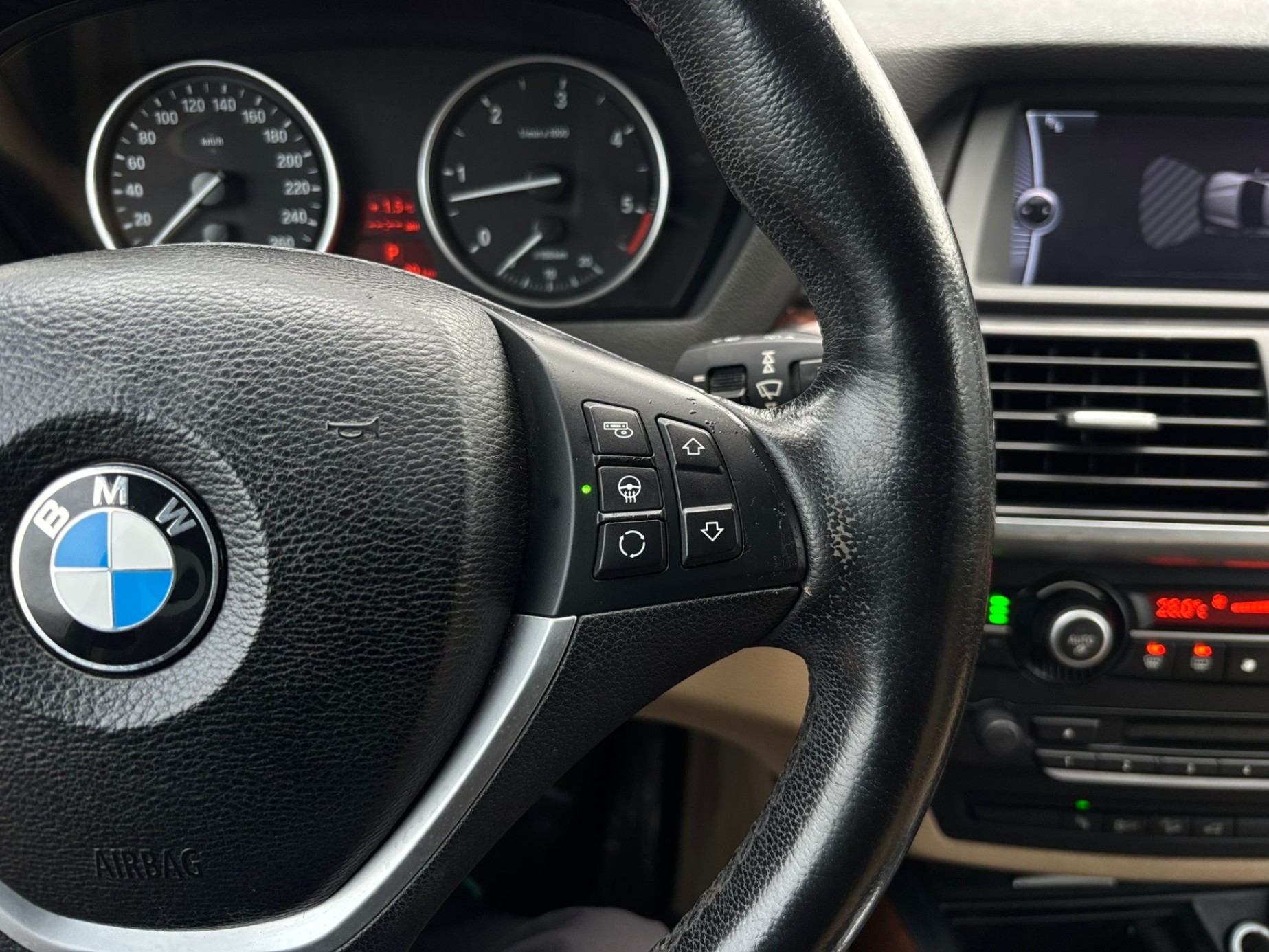 /canwestautoinc/2010-BMW-X5-7572748704103123.jpg