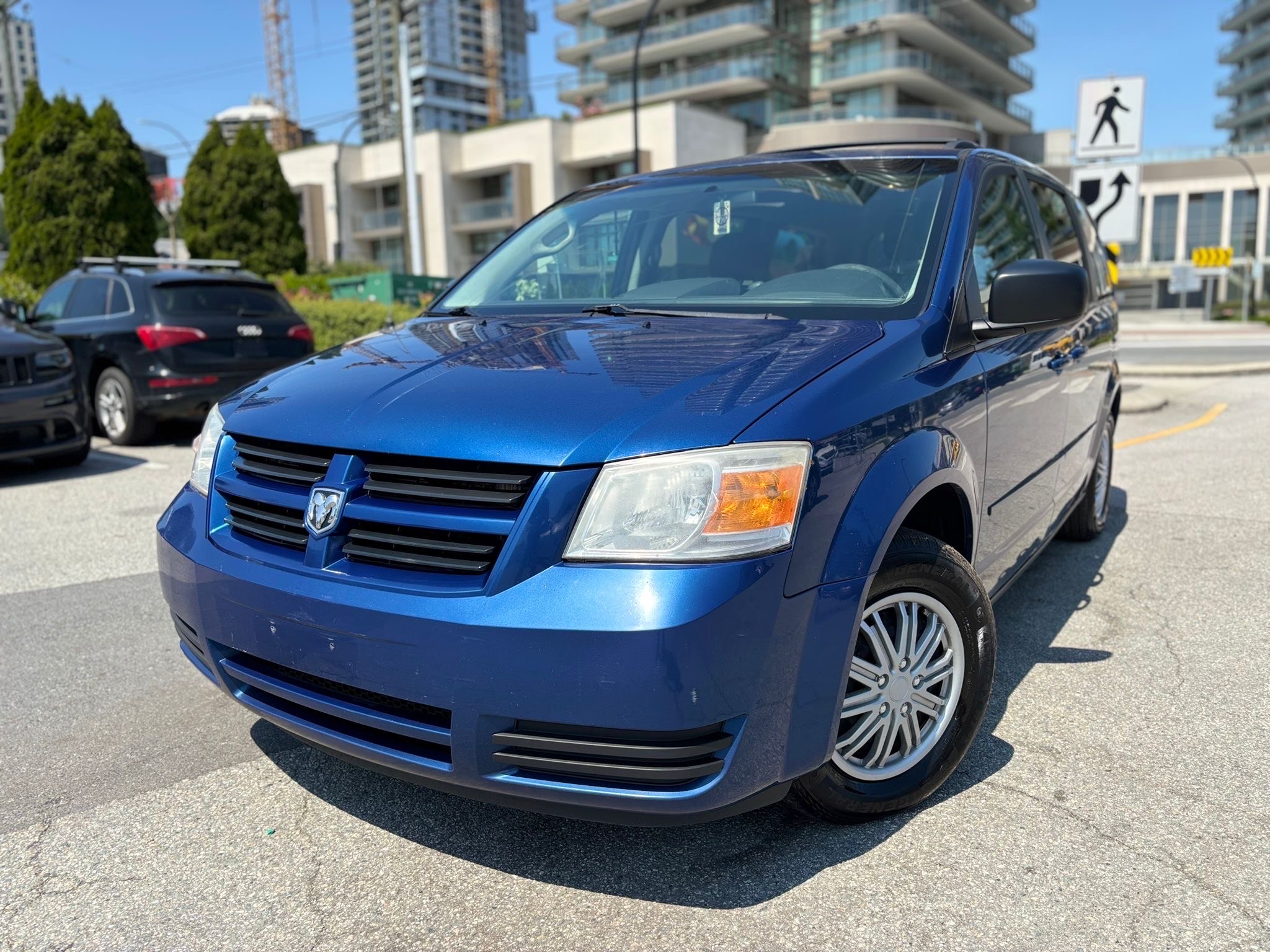 /canwestautoinc/2010-Dodge-GrandCaravan-8489306558239538.jpg
