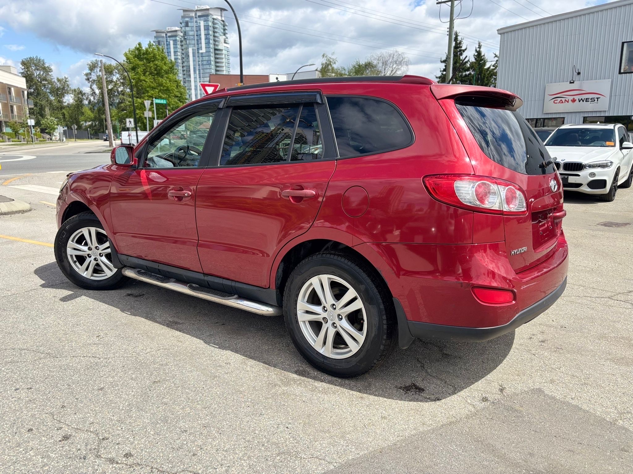 /canwestautoinc/2010-Hyundai-SantaFe-15456970927259372.jpg
