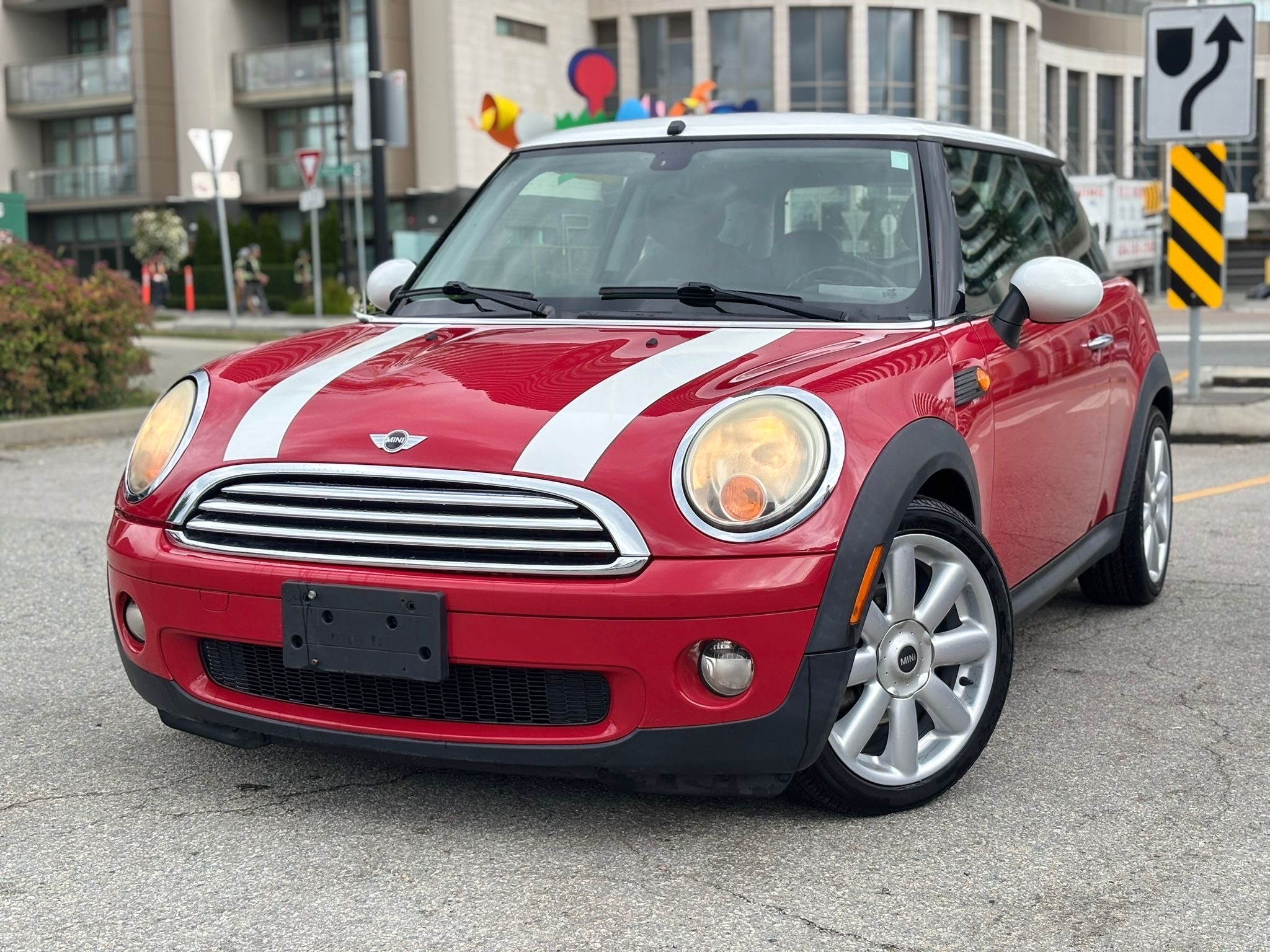 /canwestautoinc/2010-MINI-CooperHardtop-26987815351023015.jpg