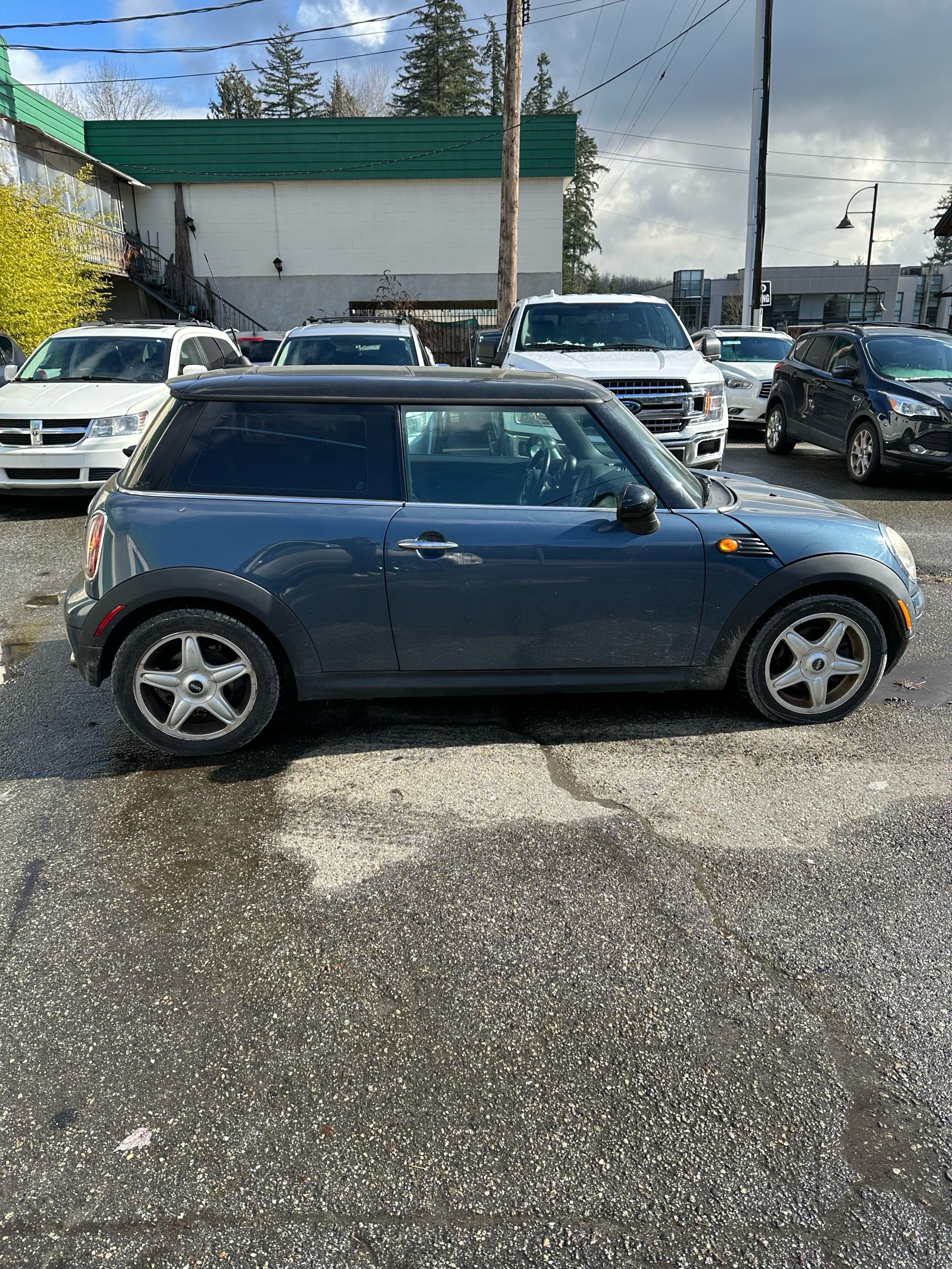 /canwestautoinc/2010-MINI-CooperHardtop-7059831065661155.jpg