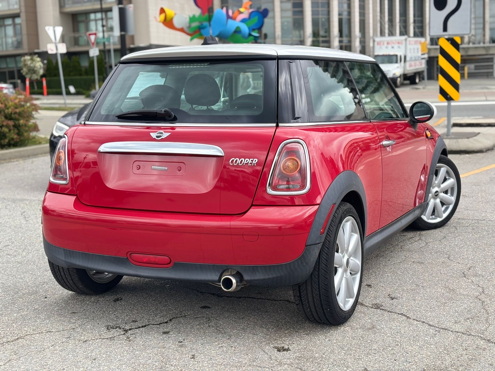 /canwestautoinc/2010-MINI-CooperHardtop-9527411012034468.jpg
