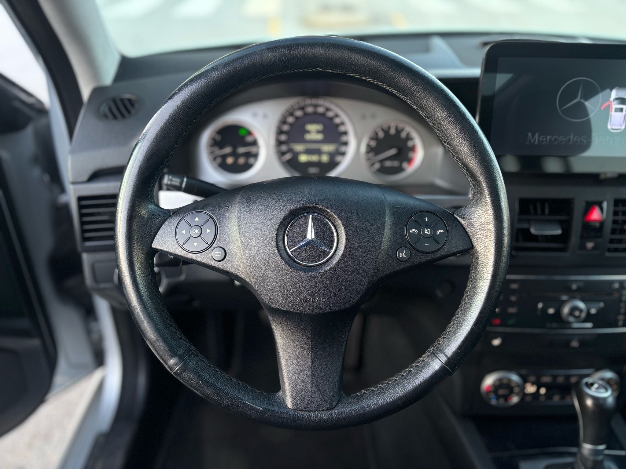 /canwestautoinc/2010-Mercedes-Benz-GLK-Class-1574982465024546.jpg