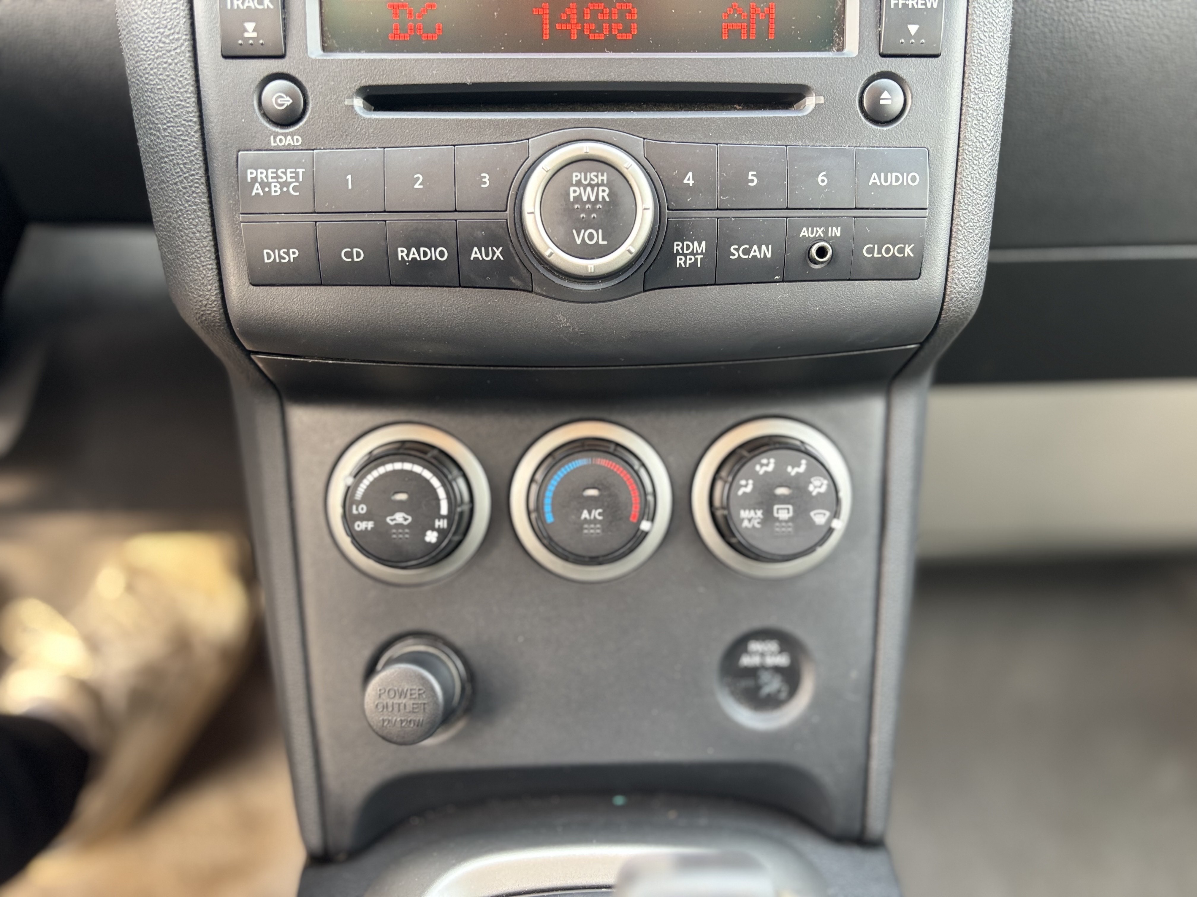 /canwestautoinc/2010-Nissan-Rogue-10423449611362012.jpg