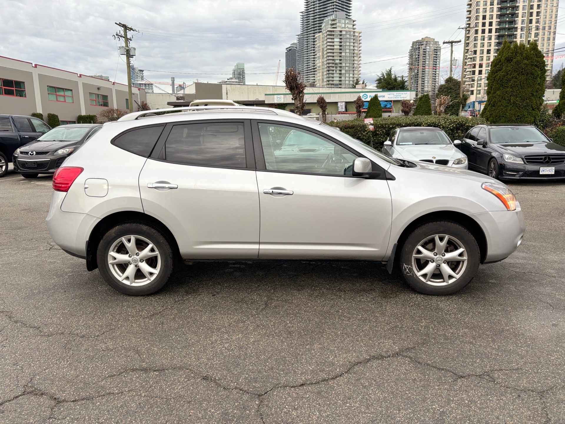 /canwestautoinc/2010-Nissan-Rogue-250577617148509.jpg