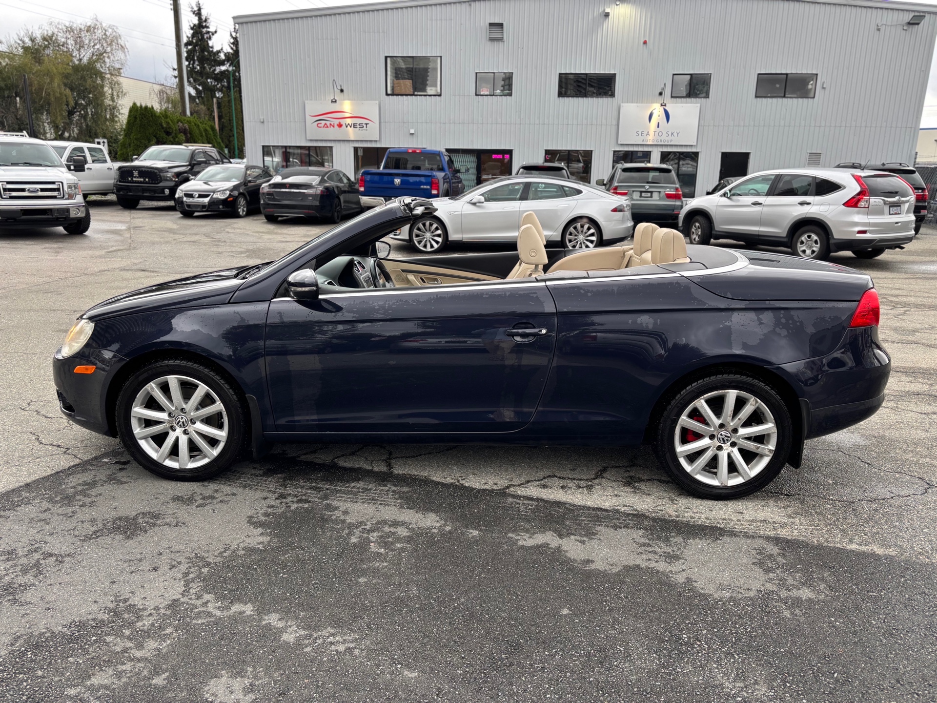 /canwestautoinc/2010-Volkswagen-Eos-5109351553437986.jpg