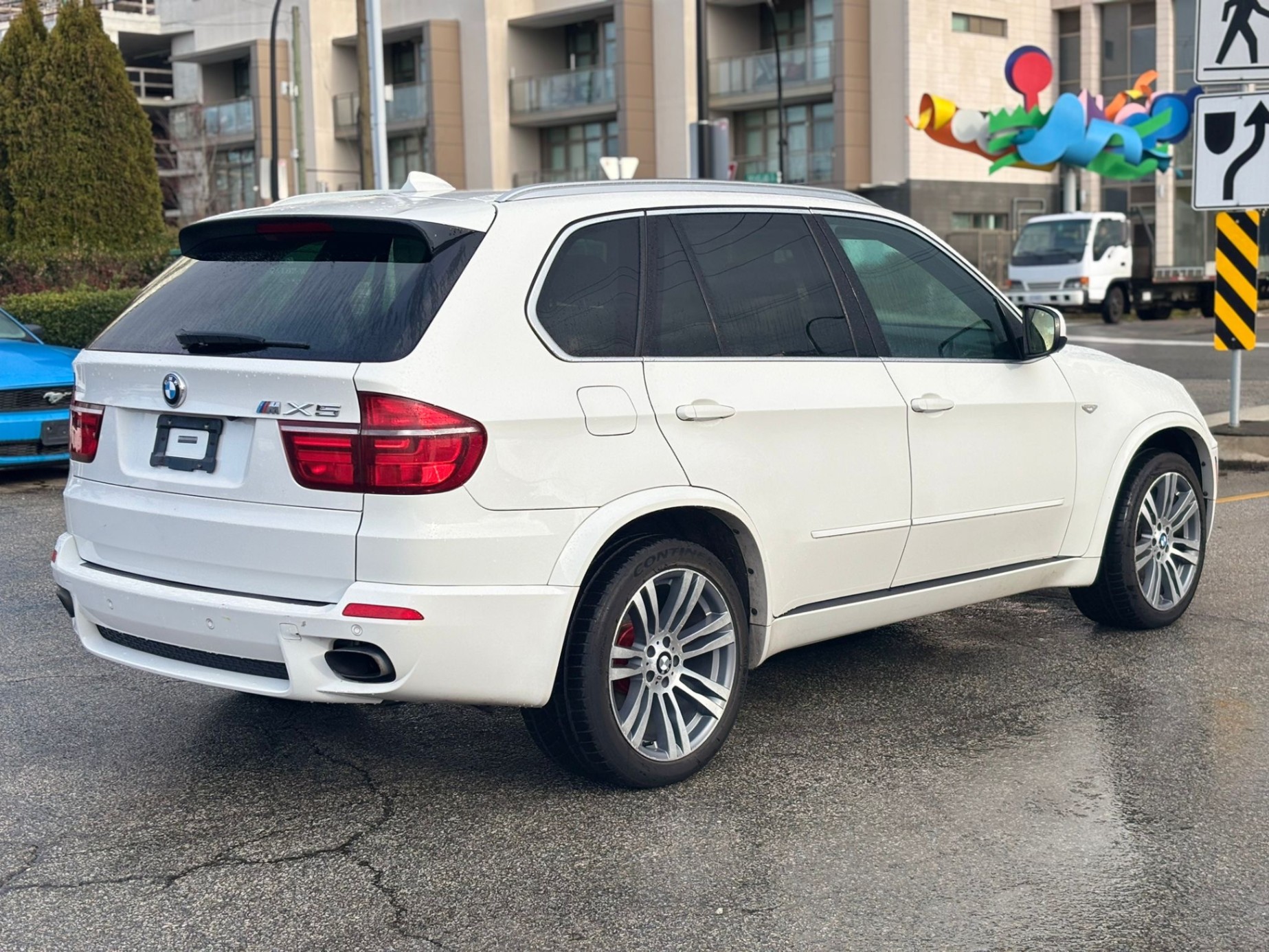 /canwestautoinc/2011-BMW-X5-052591301962301884.jpg