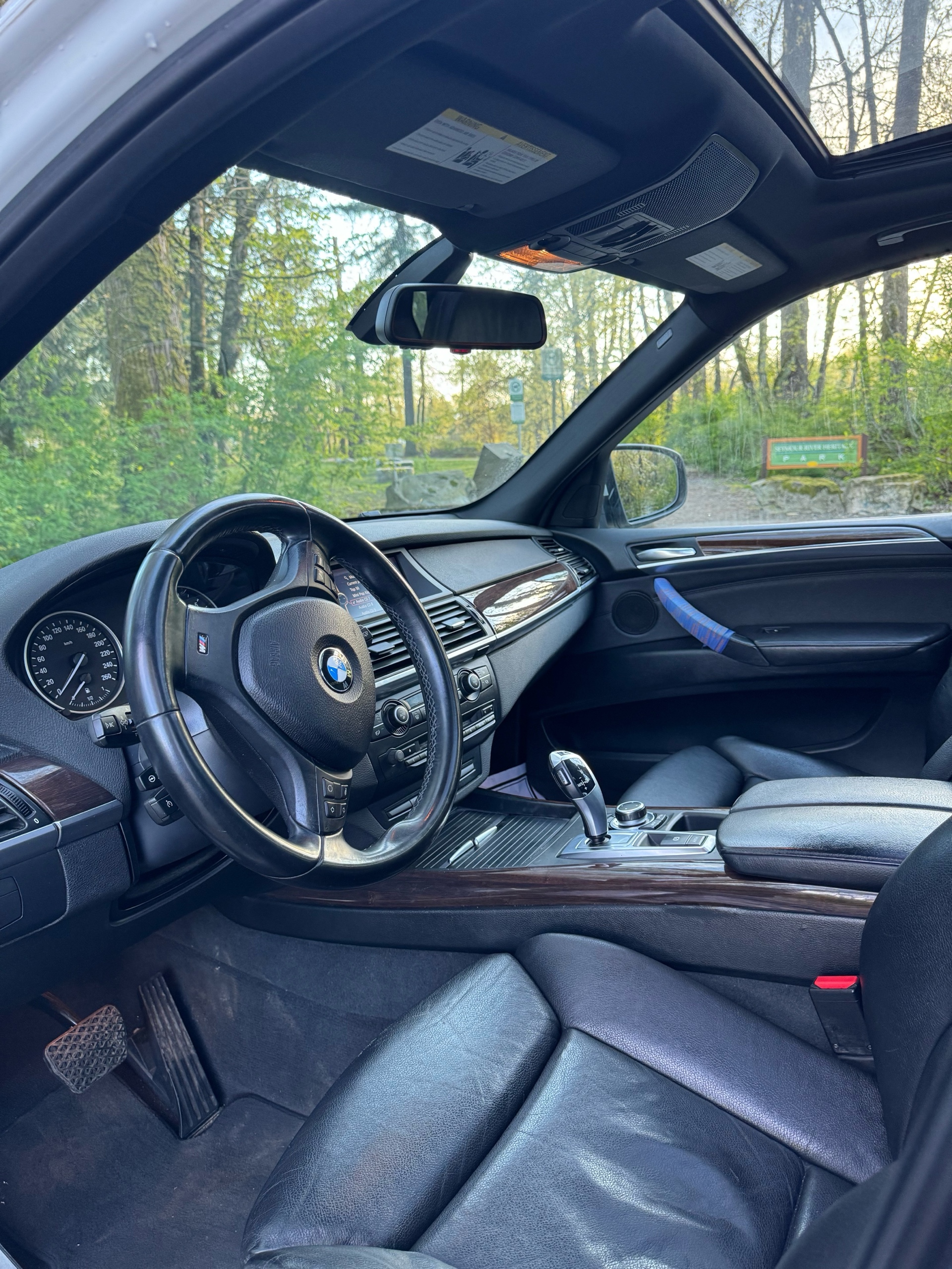 /canwestautoinc/2011-BMW-X5-42708996097363117.jpg