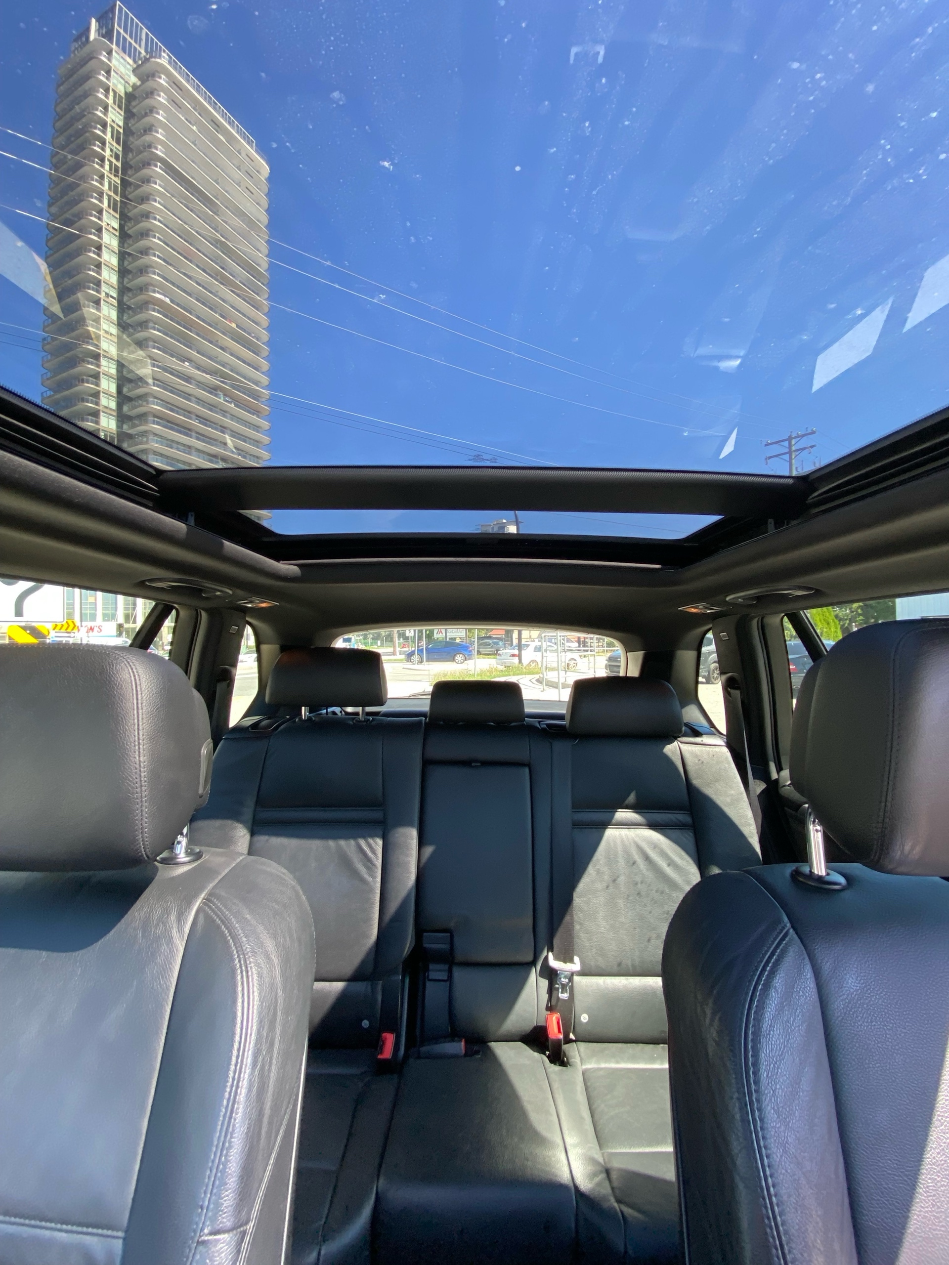 /canwestautoinc/2011-BMW-X5-43477429630245035.jpg