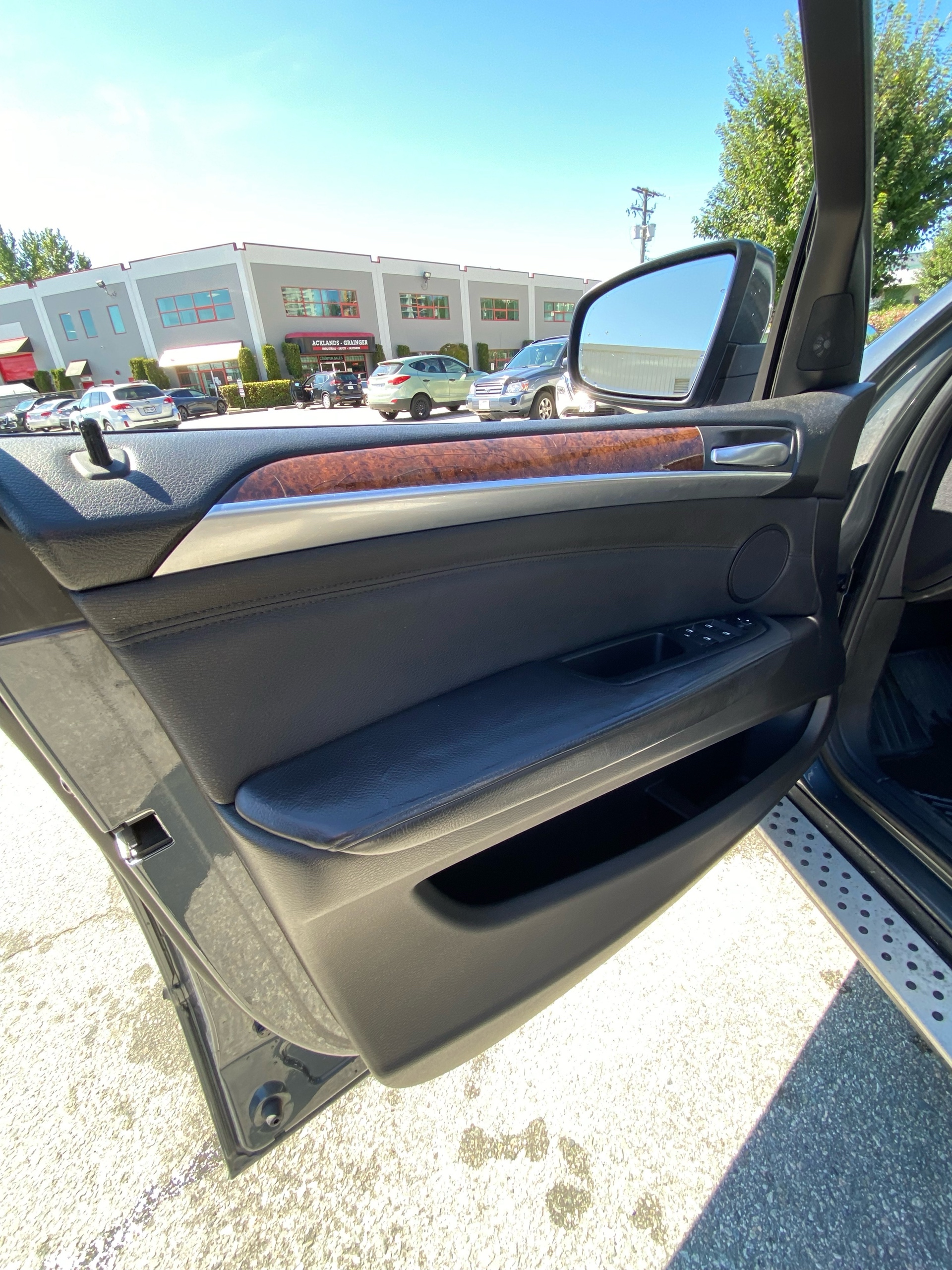 /canwestautoinc/2011-BMW-X5-5120006000197566.jpg