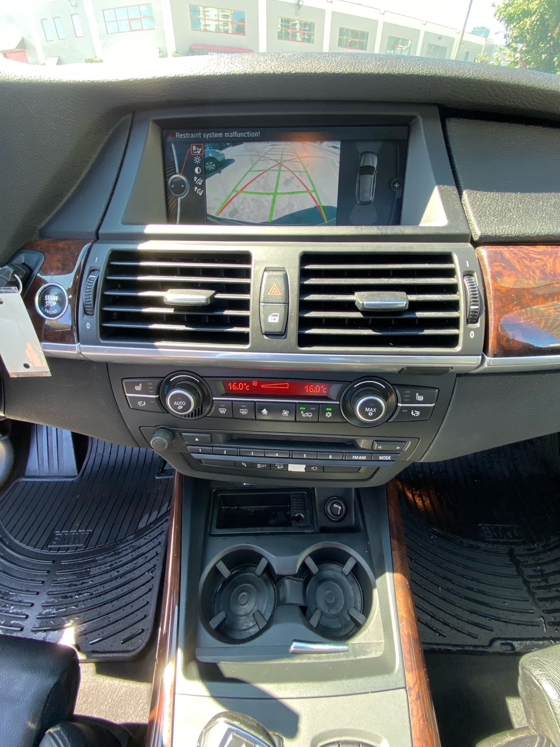 /canwestautoinc/2011-BMW-X5-5421949990535571.jpg