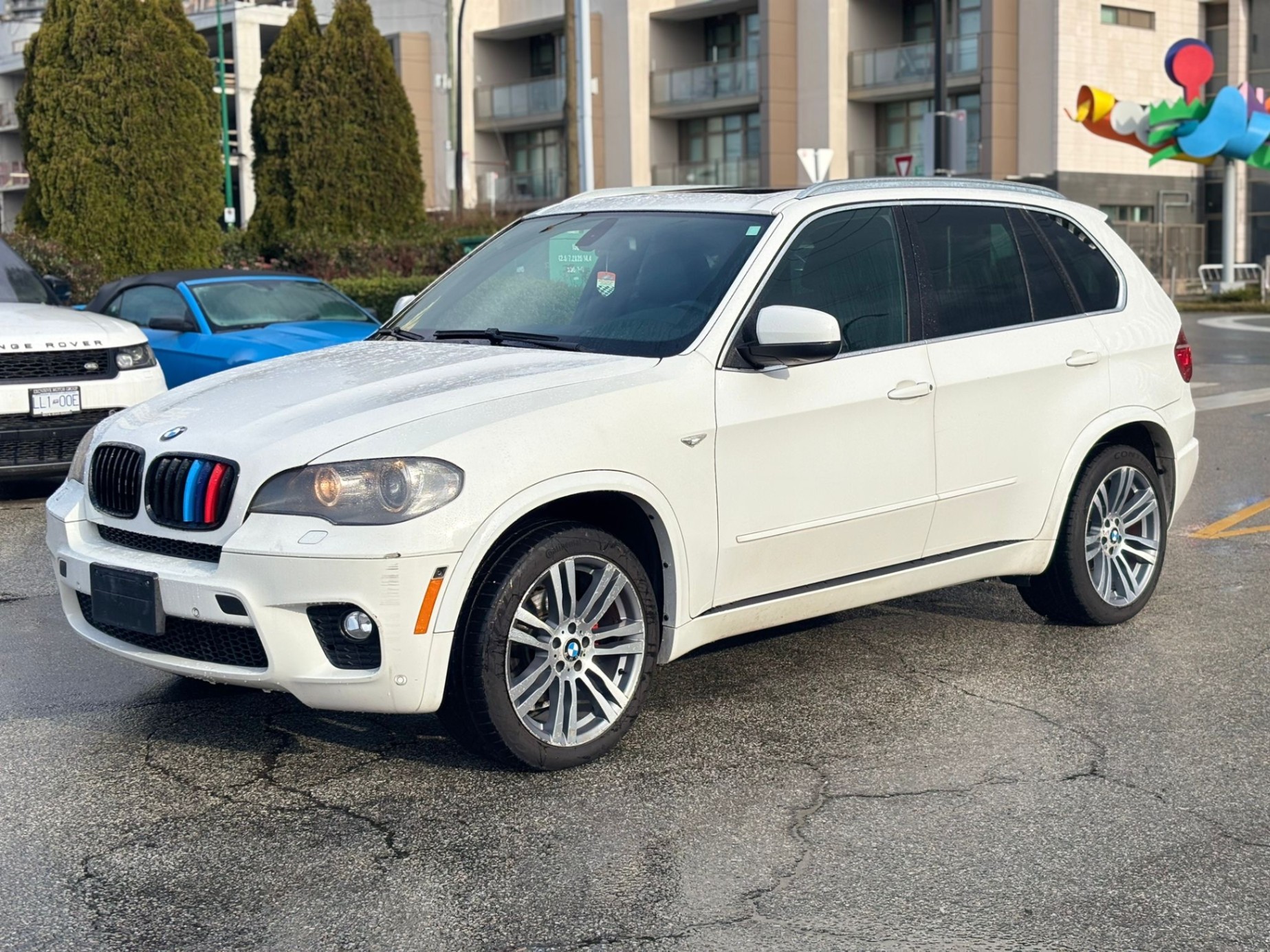 /canwestautoinc/2011-BMW-X5-5989417405118449.jpg