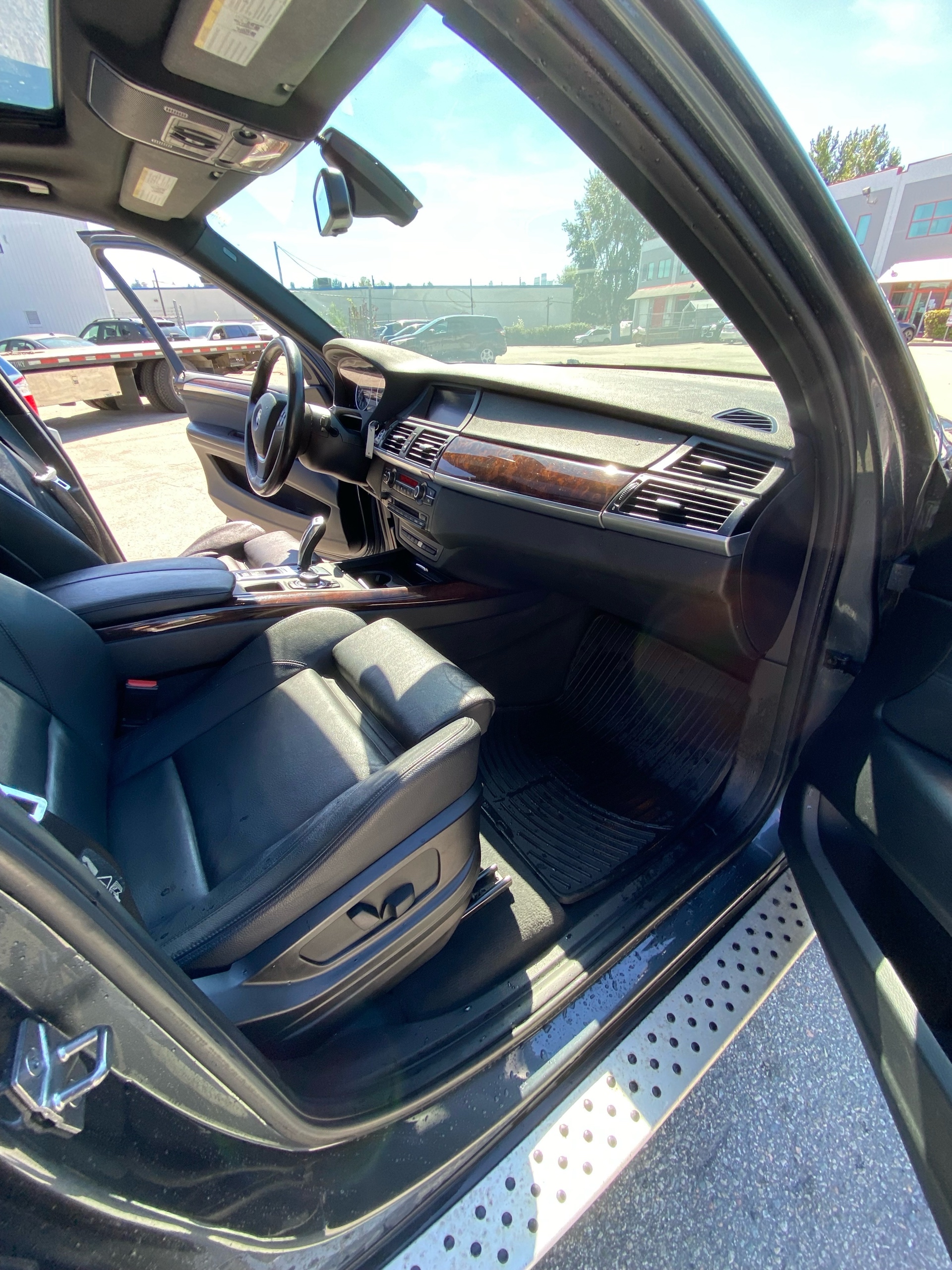 /canwestautoinc/2011-BMW-X5-6667693806842923.jpg
