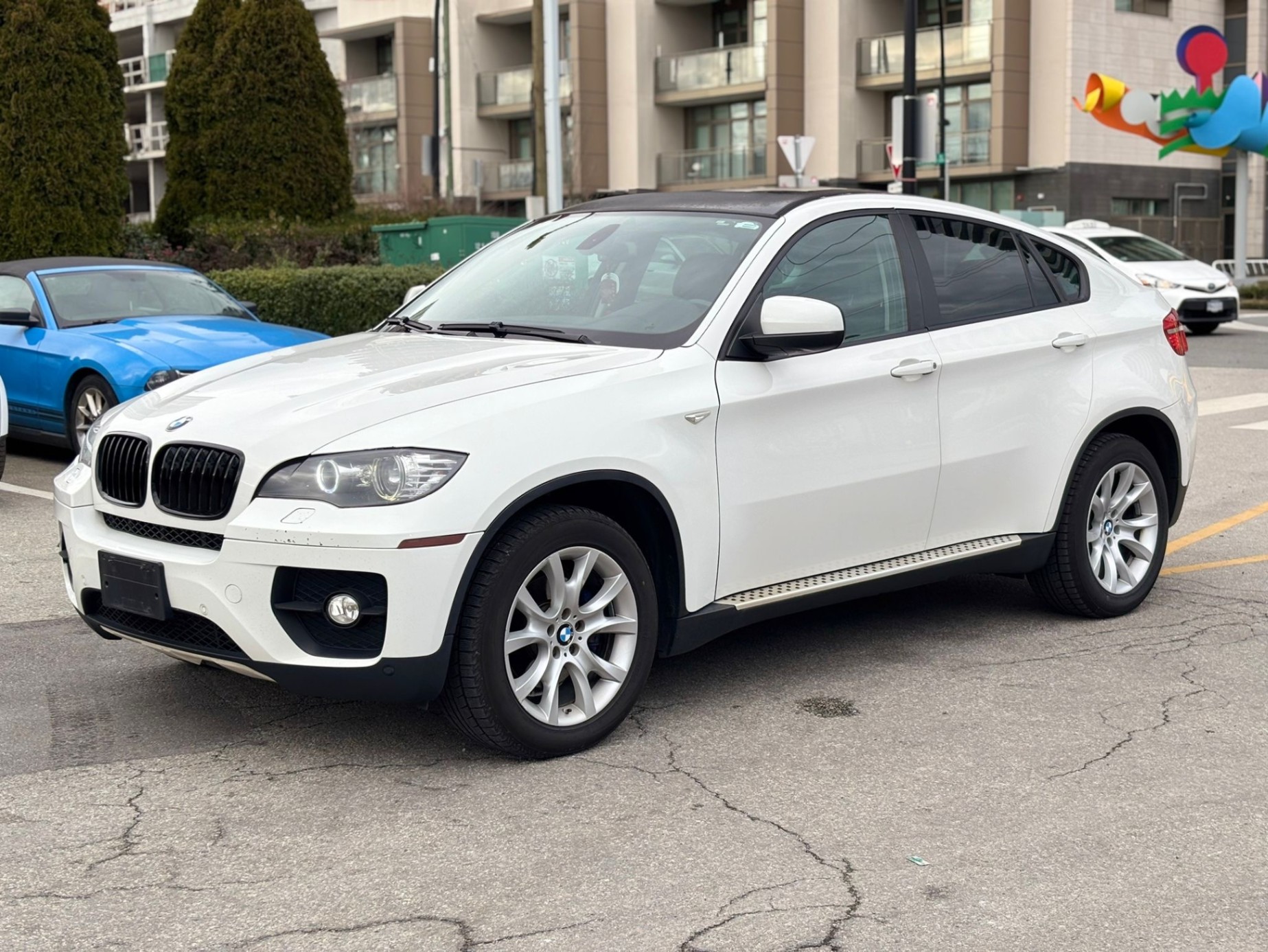 /canwestautoinc/2011-BMW-X6-6251804216694874.jpg