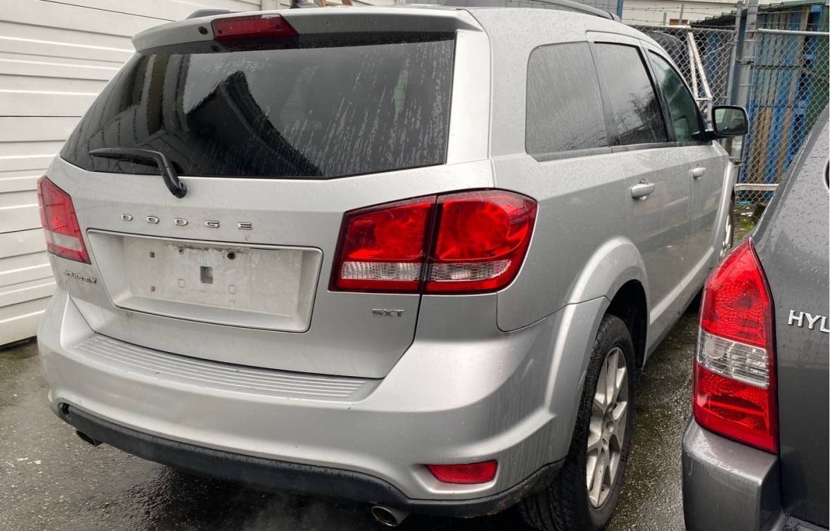 /canwestautoinc/2011-Dodge-Journey-18815291470208106.jpg