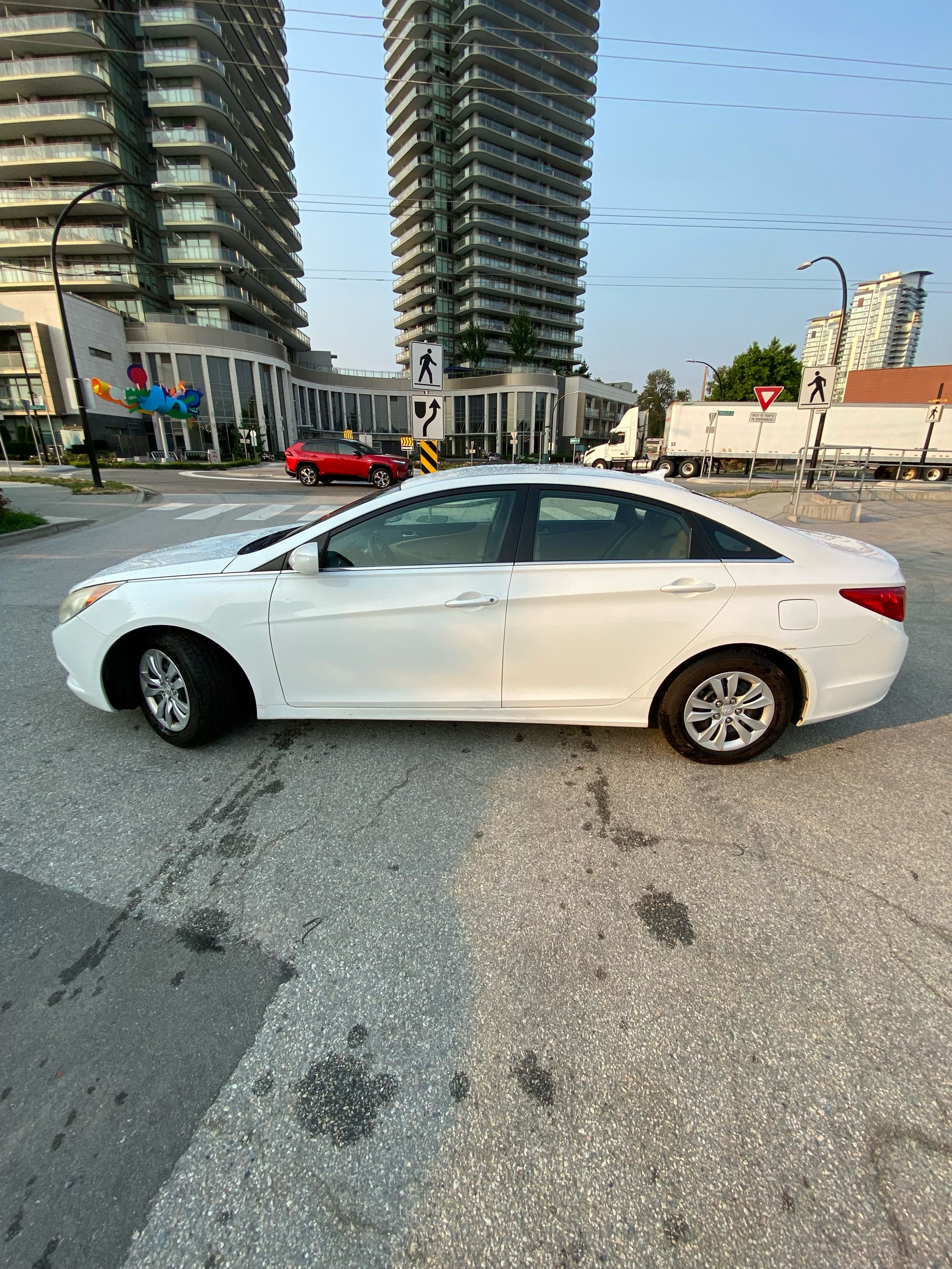 /canwestautoinc/2011-Hyundai-Sonata-8233086566510819.jpg