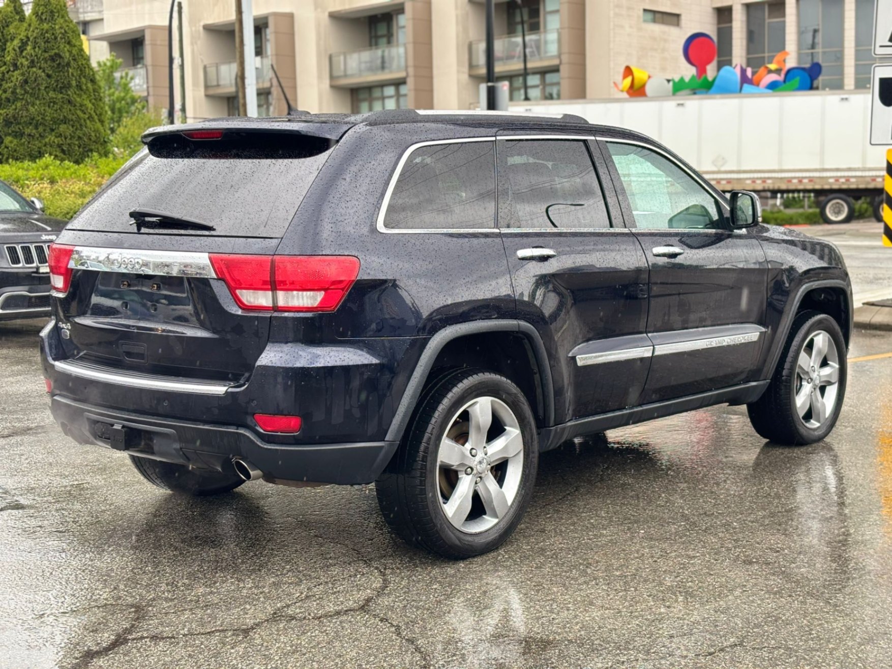 /canwestautoinc/2011-Jeep-GrandCherokee-7892766039989823.jpg