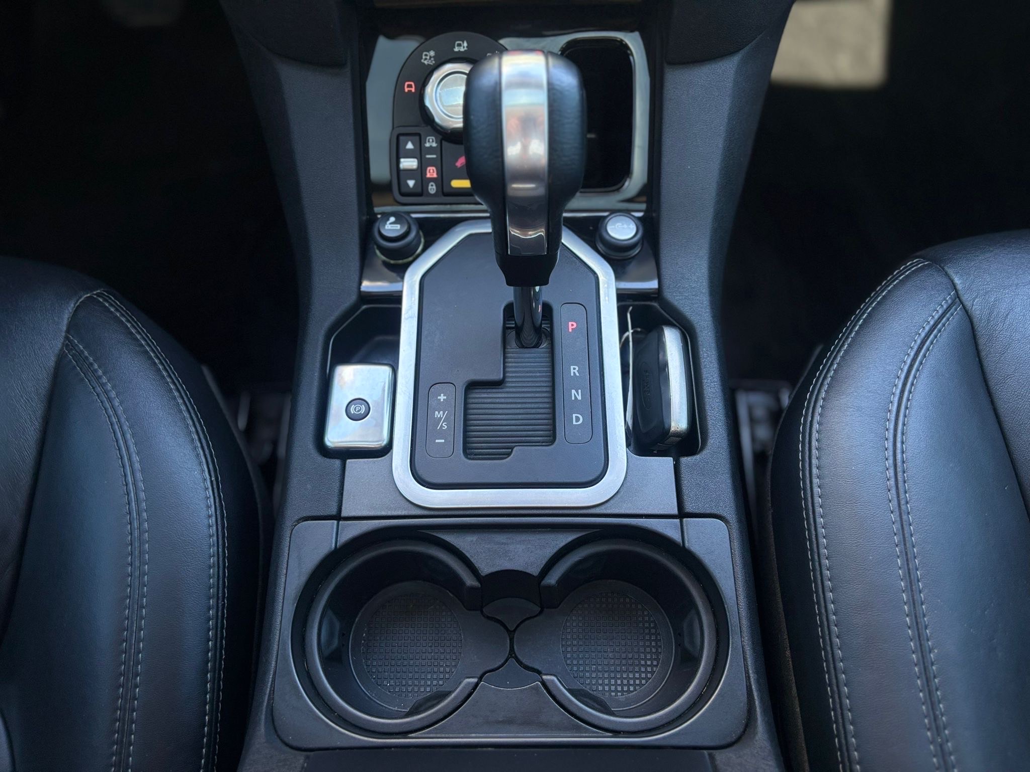 /canwestautoinc/2011-LandRover-LR4-10558080592994501.jpg