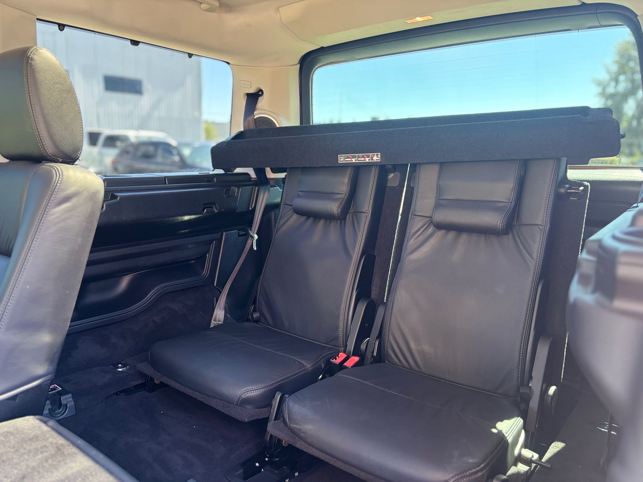 /canwestautoinc/2011-LandRover-LR4-16305696752327825.jpg