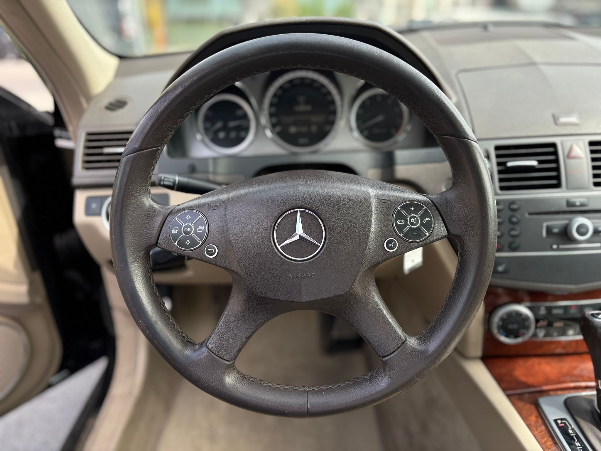 /canwestautoinc/2011-Mercedes-Benz-C-Class-546380812797431.jpg