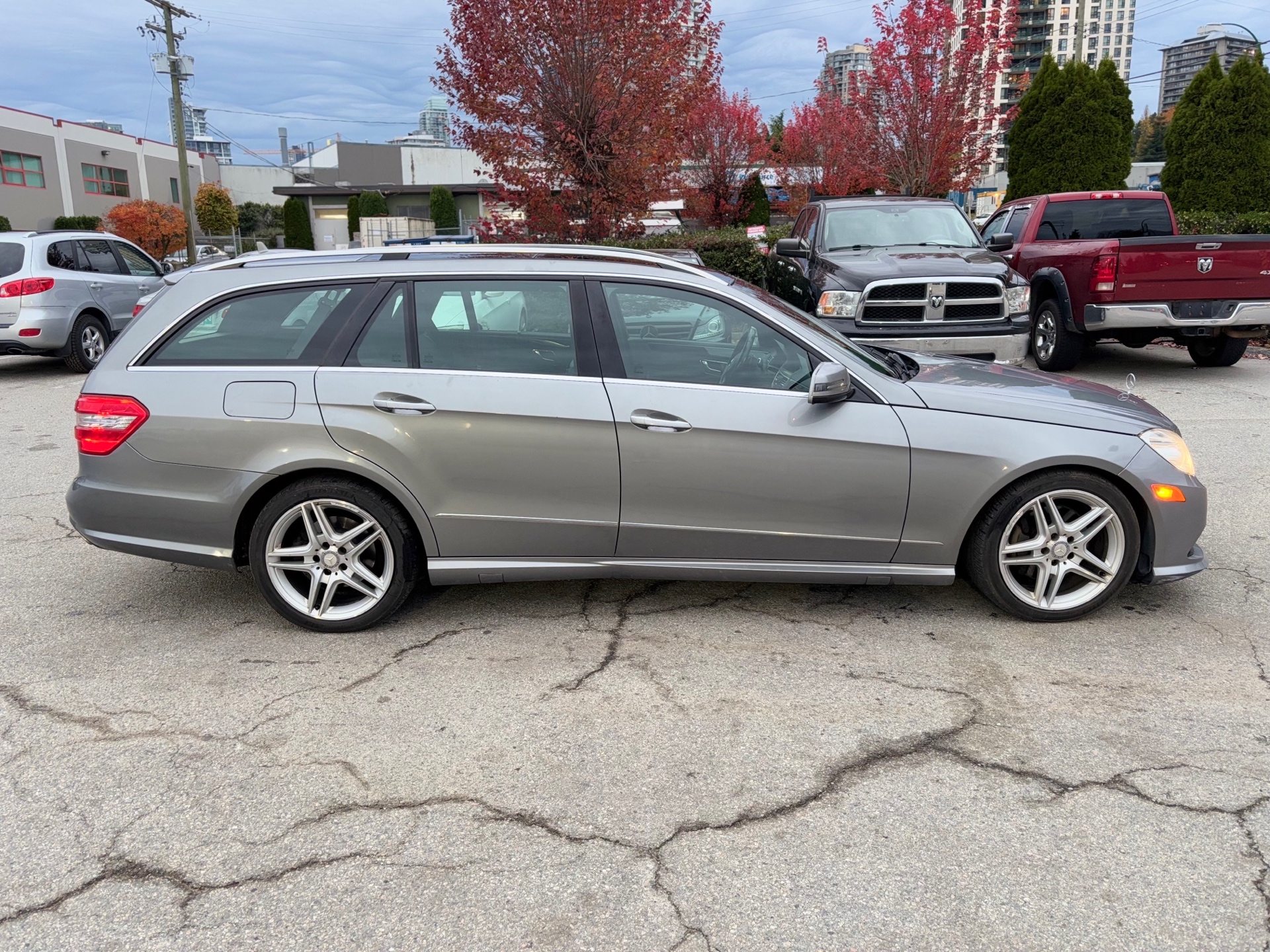 /canwestautoinc/2011-Mercedes-Benz-E-Class-11436561913172216.jpg