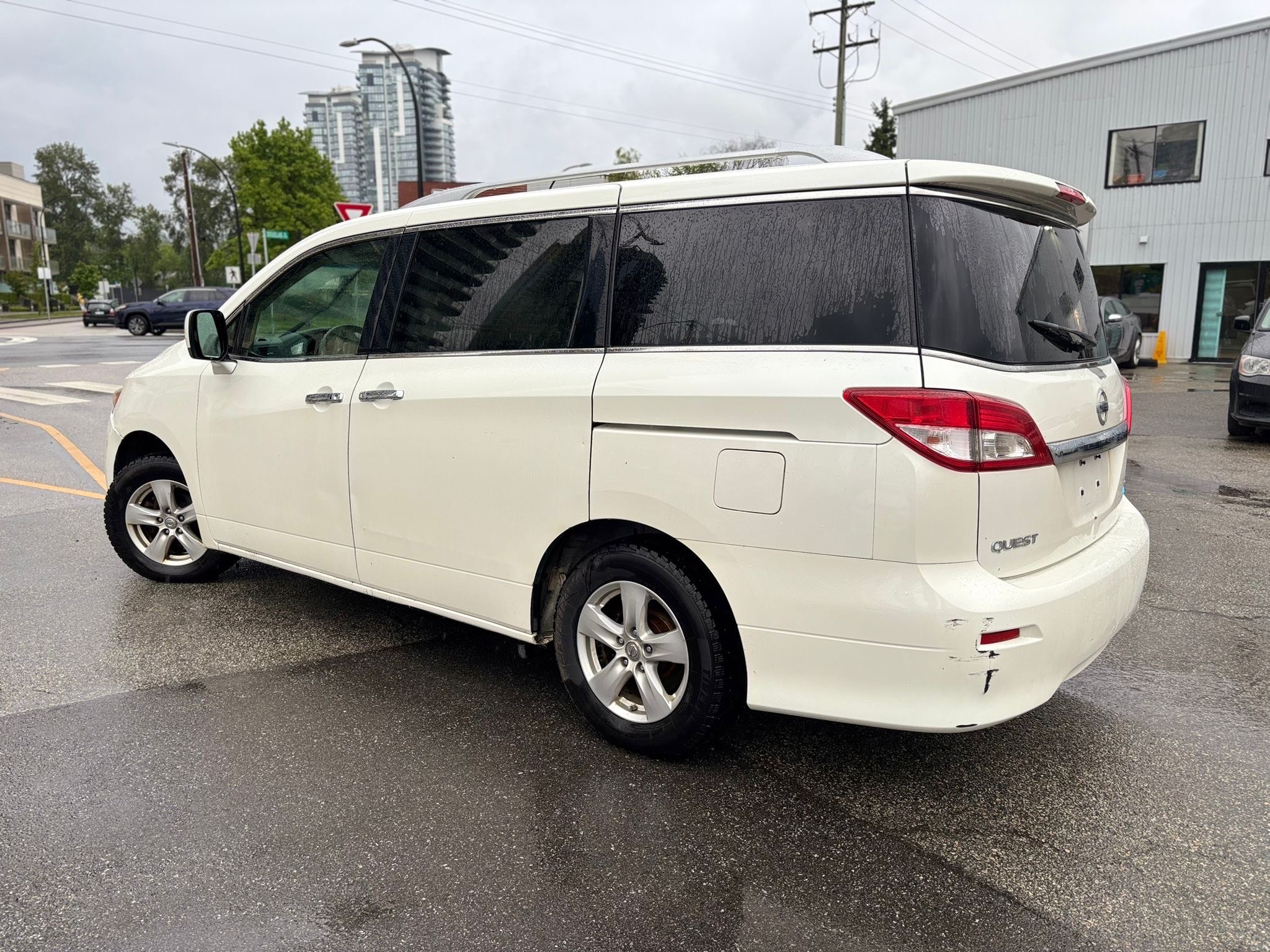 /canwestautoinc/2011-Nissan-Quest-6171236761825858.jpg