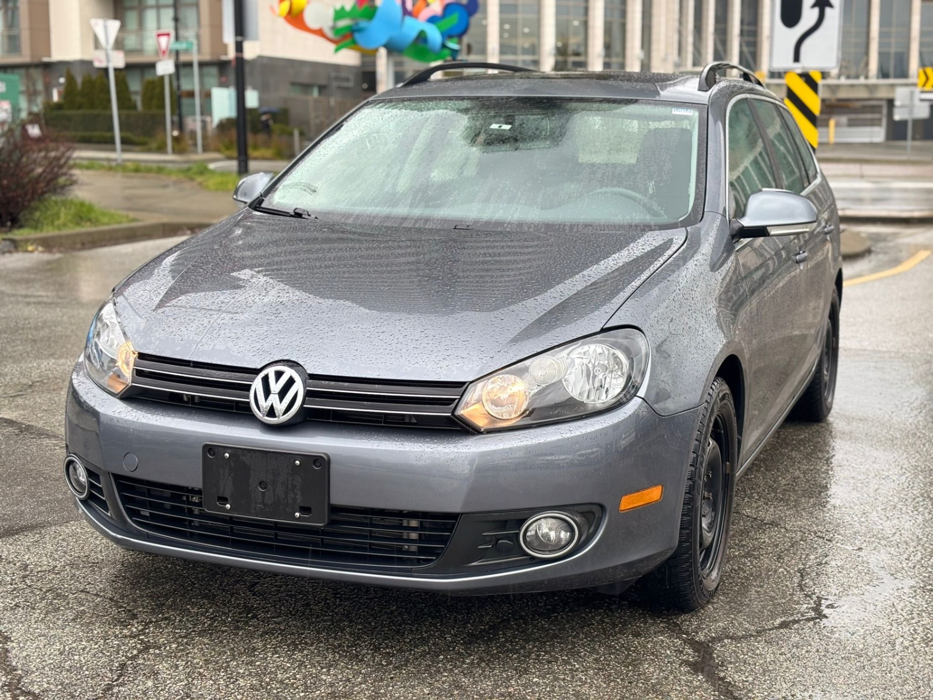 /canwestautoinc/2011-Volkswagen-Golf-27645353326980926.jpg