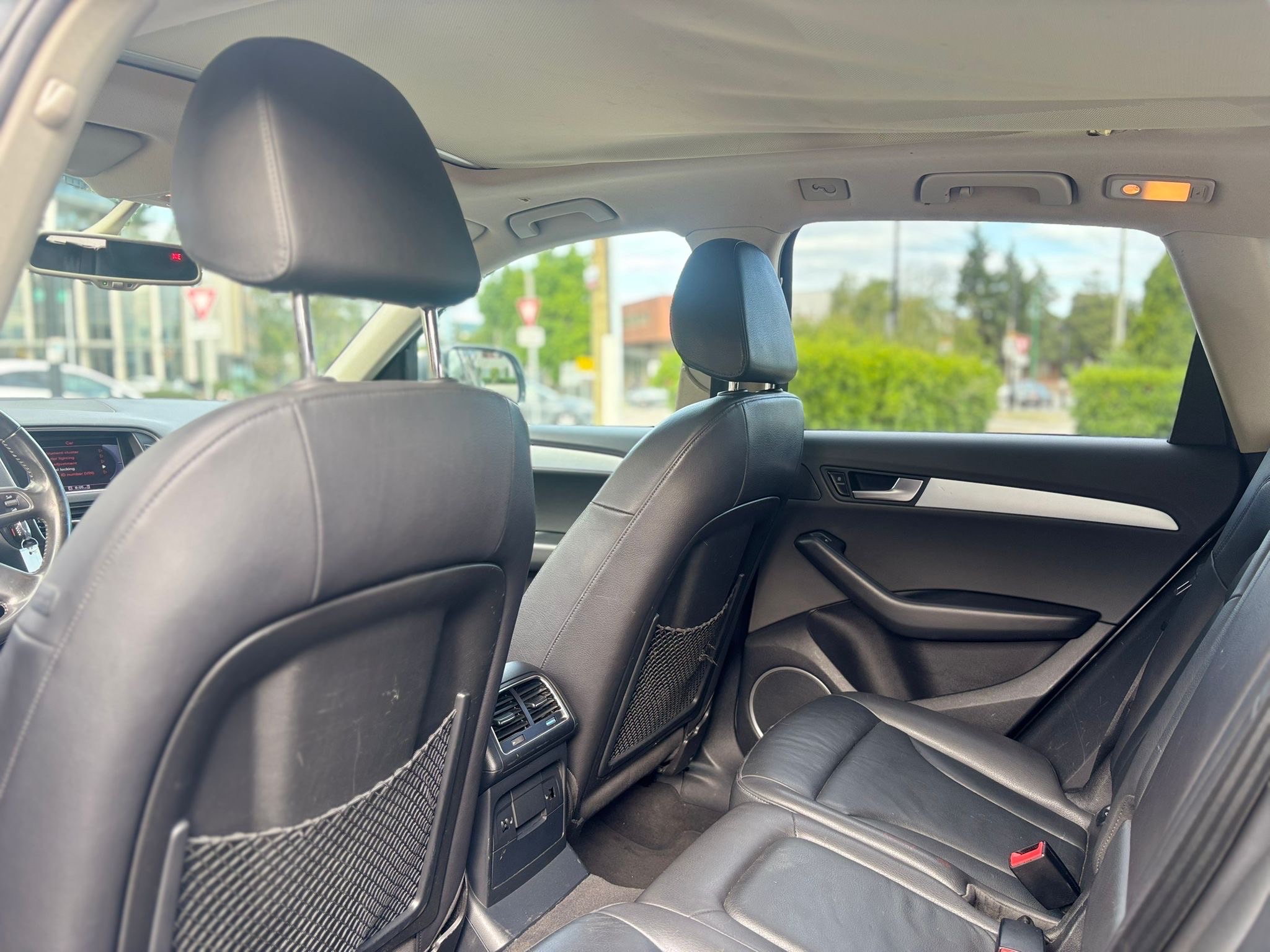 /canwestautoinc/2012-Audi-Q5-006194130153748256.jpg