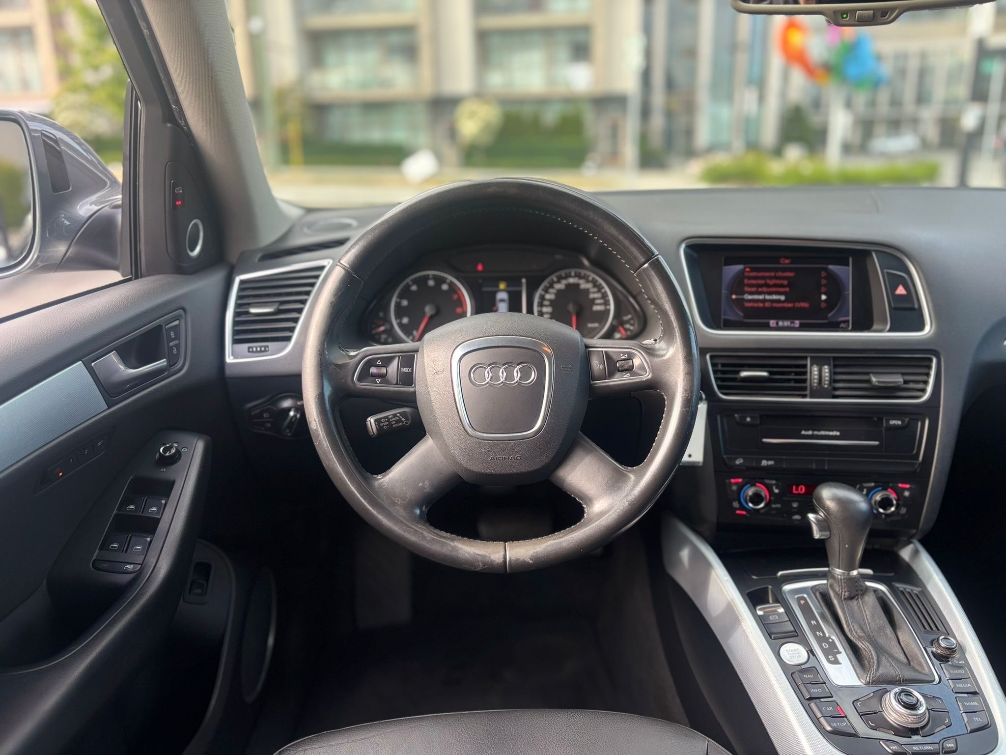 /canwestautoinc/2012-Audi-Q5-13042565002244233.jpg