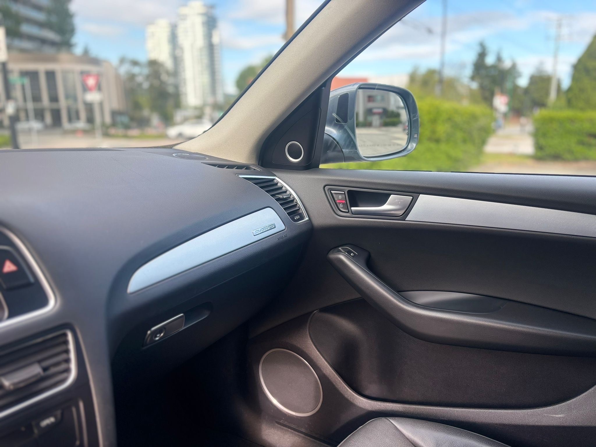 /canwestautoinc/2012-Audi-Q5-4079371550586983.jpg