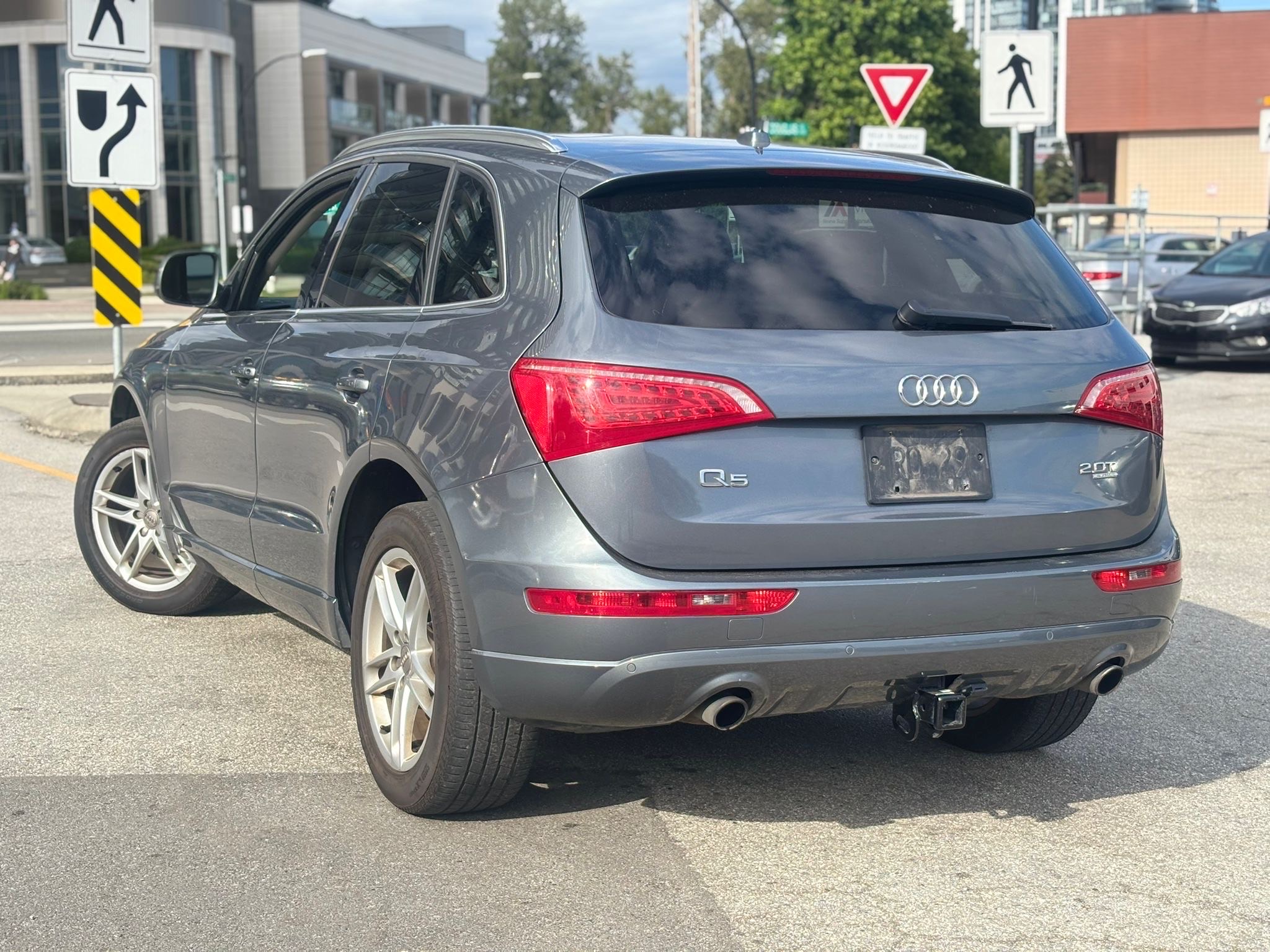 /canwestautoinc/2012-Audi-Q5-6146925344722216.jpg