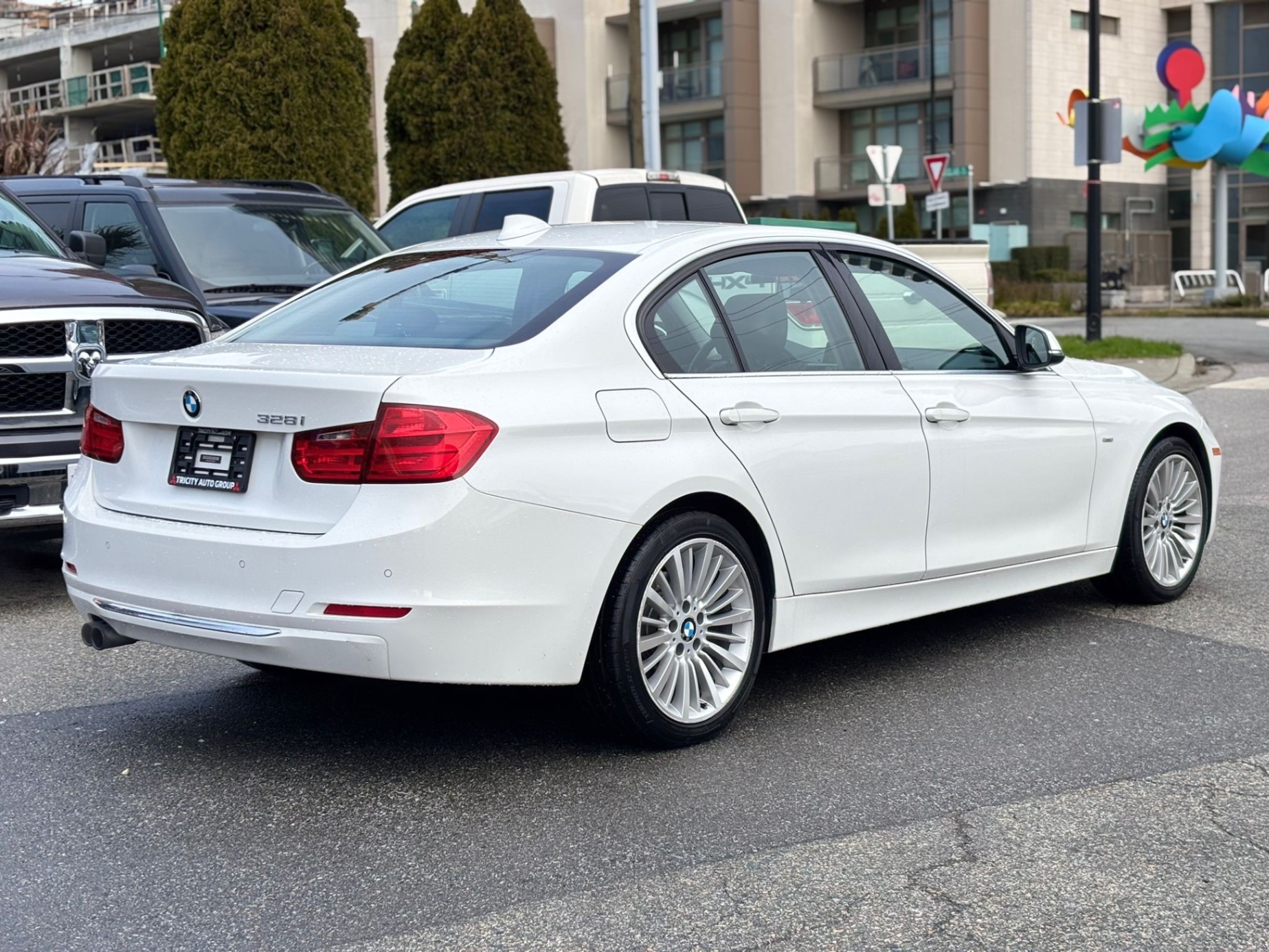 /canwestautoinc/2012-BMW-3-Series-790148091754773.jpg