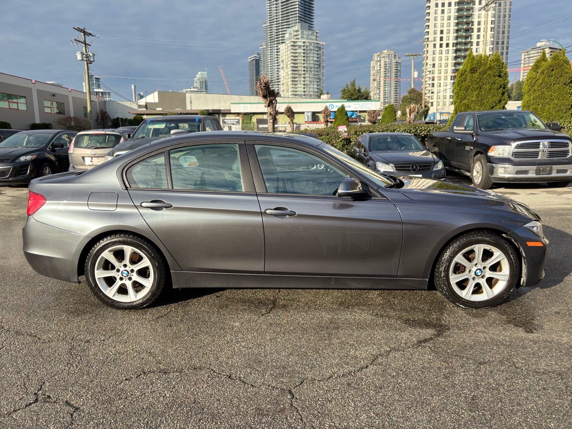 /canwestautoinc/2012-BMW-3Series-36567092646129074.jpg