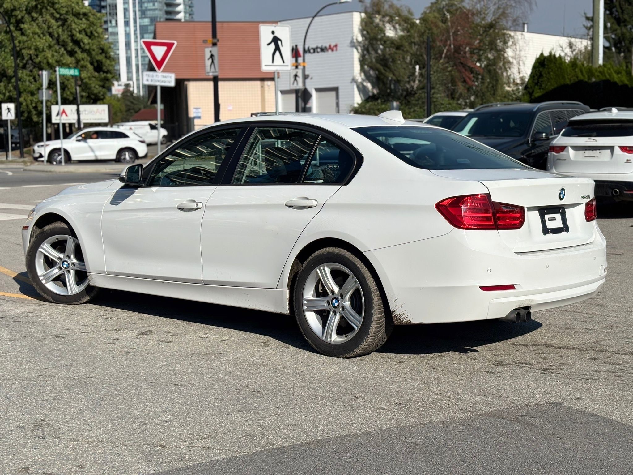 /canwestautoinc/2012-BMW-3Series-4719542619223105.jpg