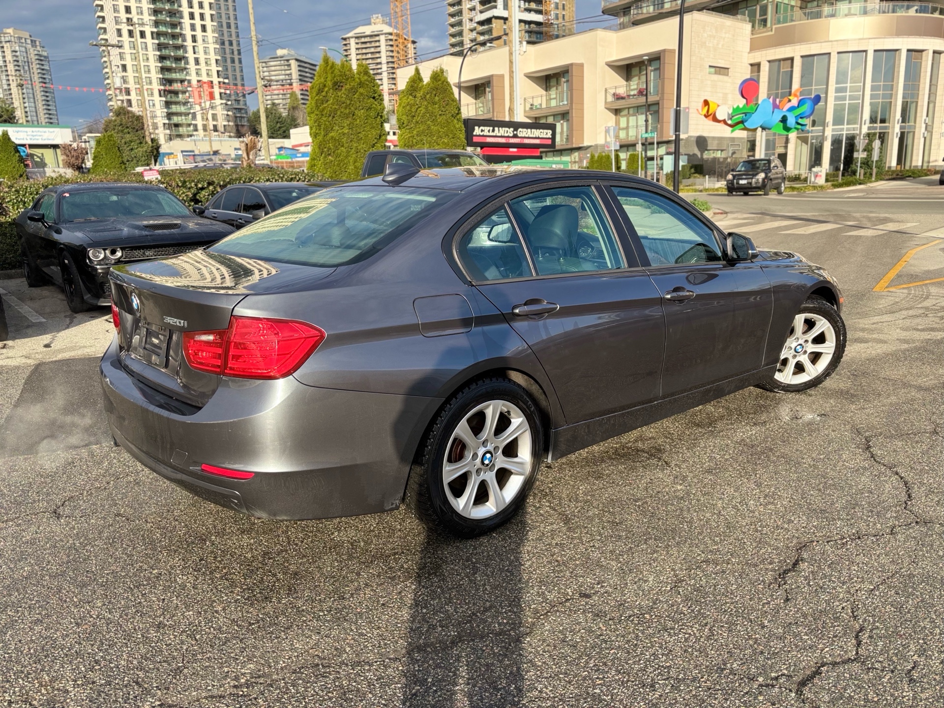 /canwestautoinc/2012-BMW-3Series-7448309250691154.jpg