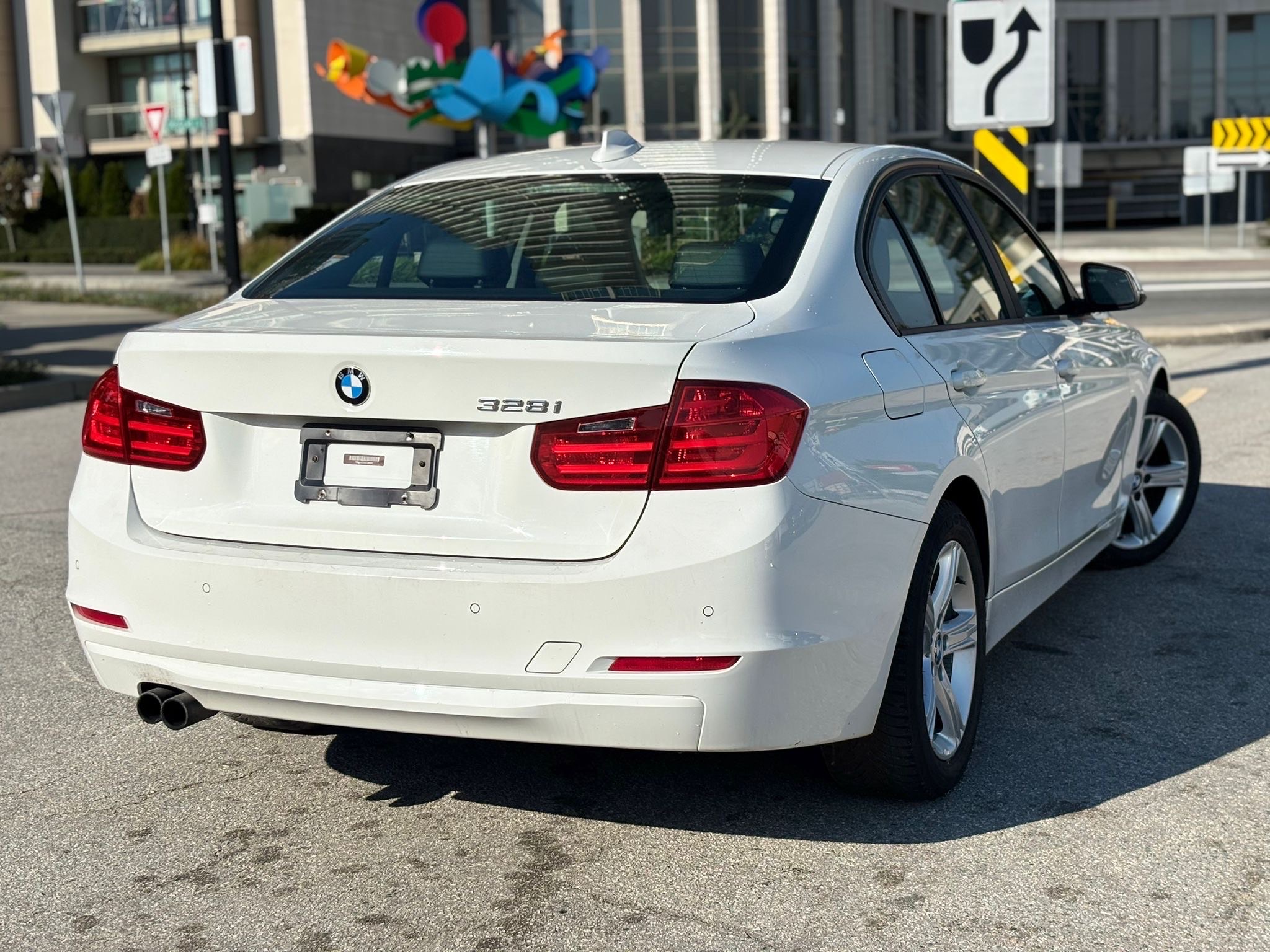 /canwestautoinc/2012-BMW-3Series-8093260839497072.jpg