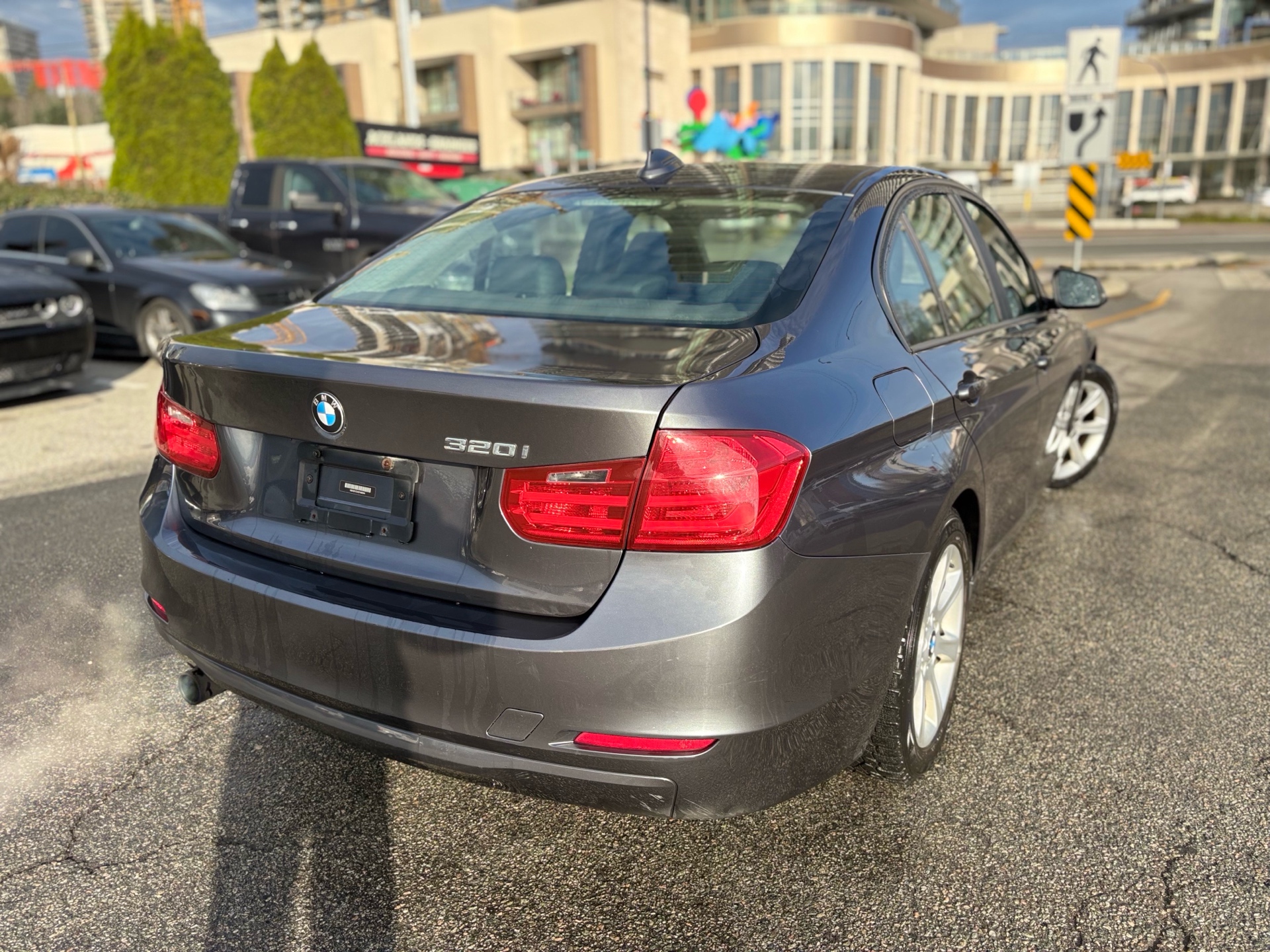 /canwestautoinc/2012-BMW-3Series-8813674999818899.jpg