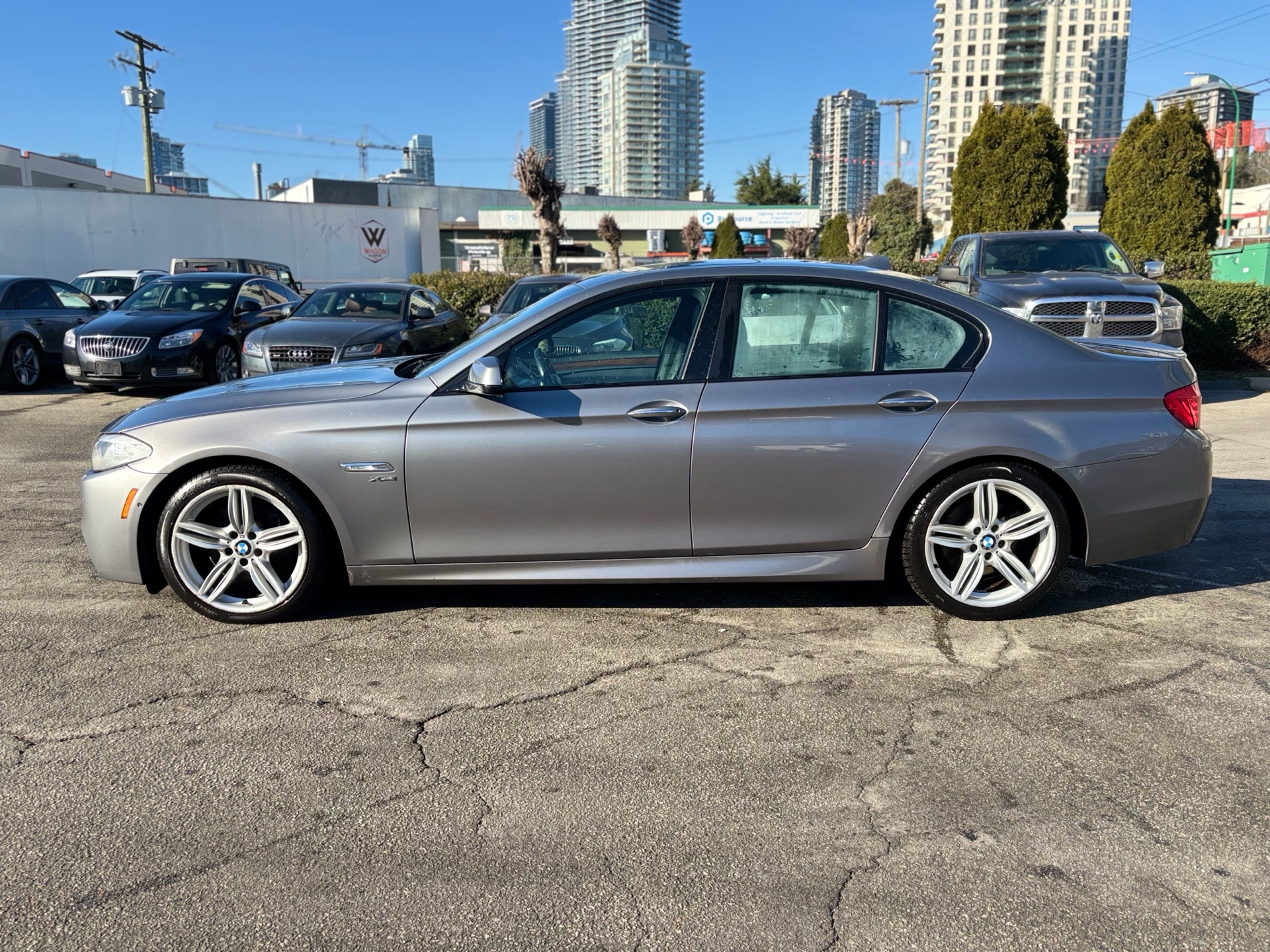 /canwestautoinc/2012-BMW-5Series-6138592636594771.jpg