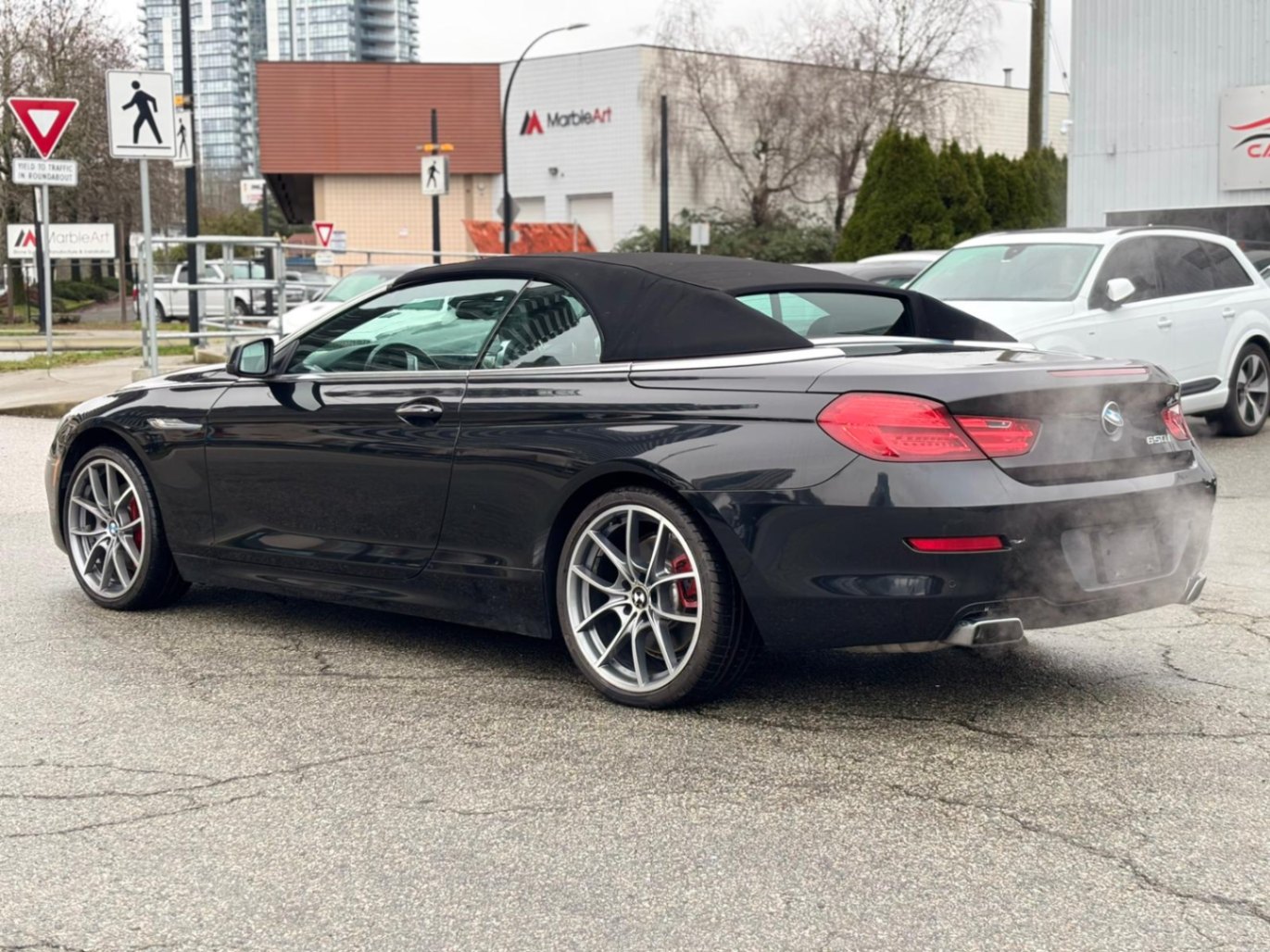 /canwestautoinc/2012-BMW-6-Series-26554605398019926.jpg