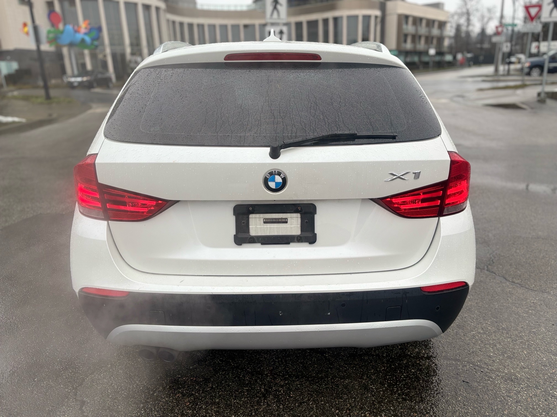 /canwestautoinc/2012-BMW-X1-13946778088551426.jpg