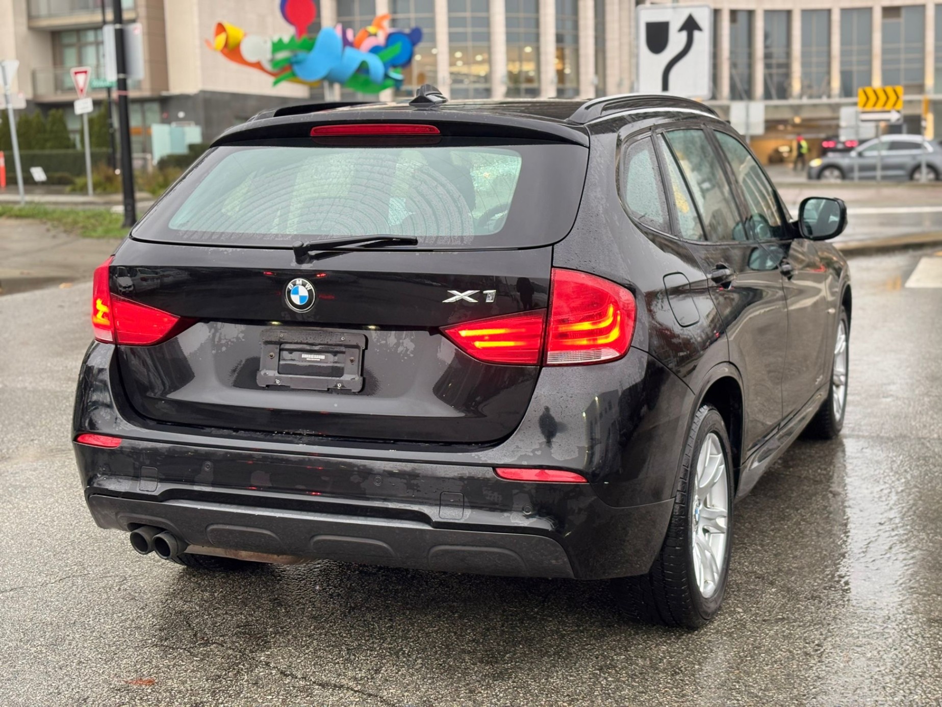/canwestautoinc/2012-BMW-X1-15099930428036212.jpg