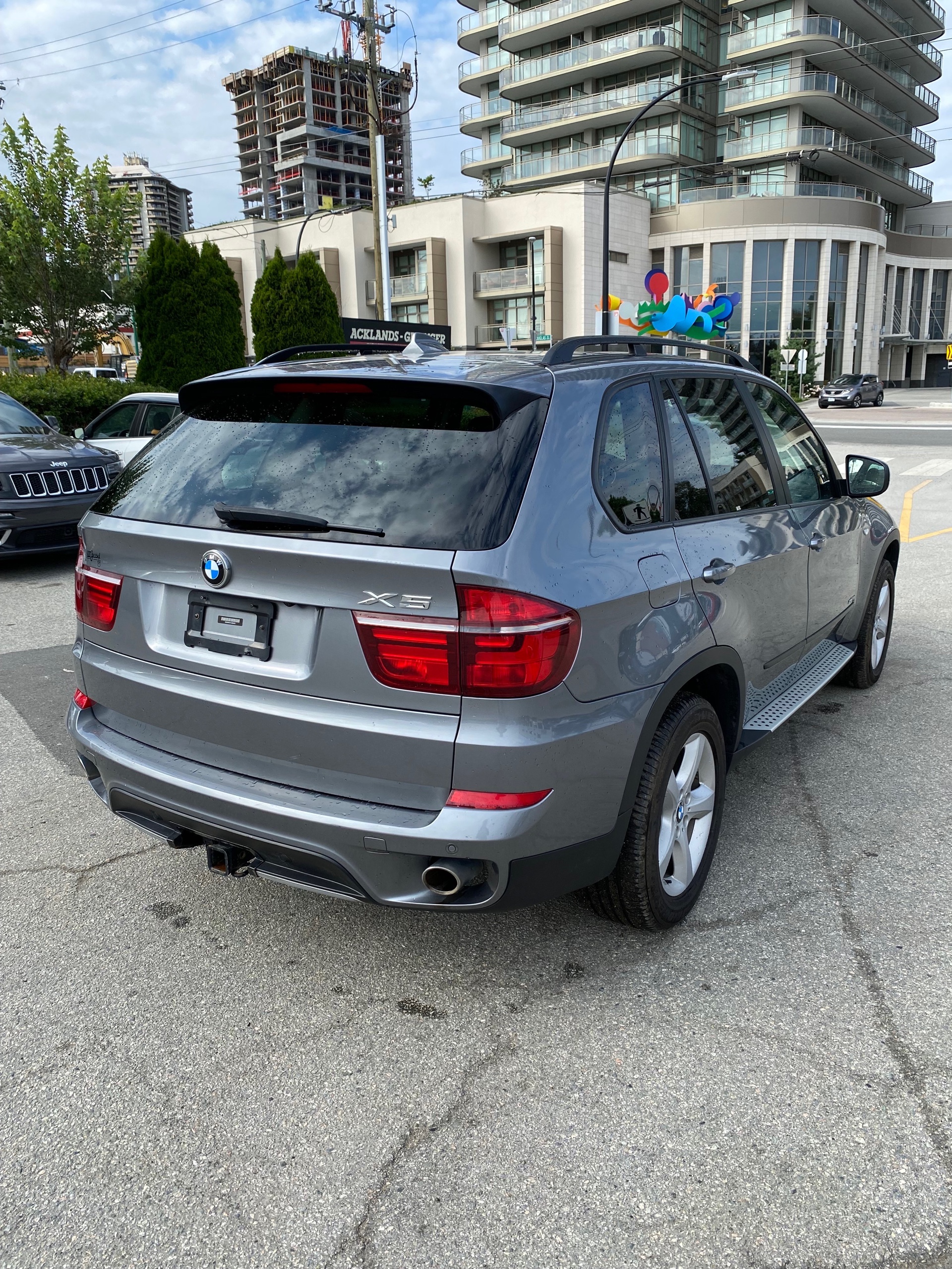 /canwestautoinc/2012-BMW-X5-4931905328236492.jpg