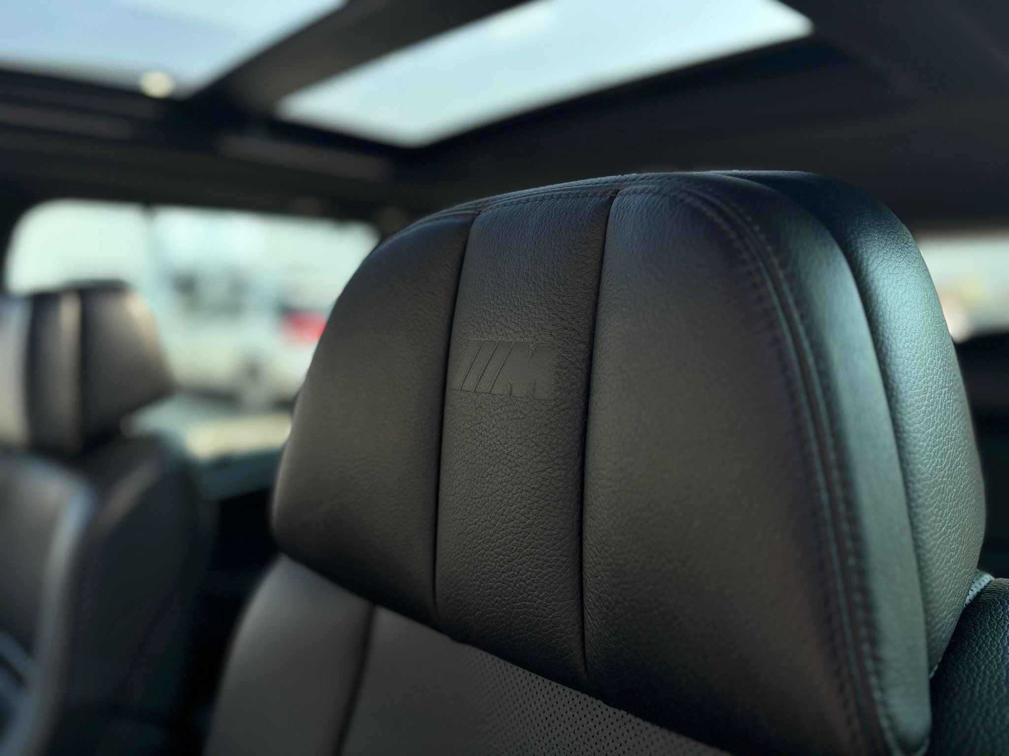 /canwestautoinc/2012-BMW-X5M-02792373704015727.jpg