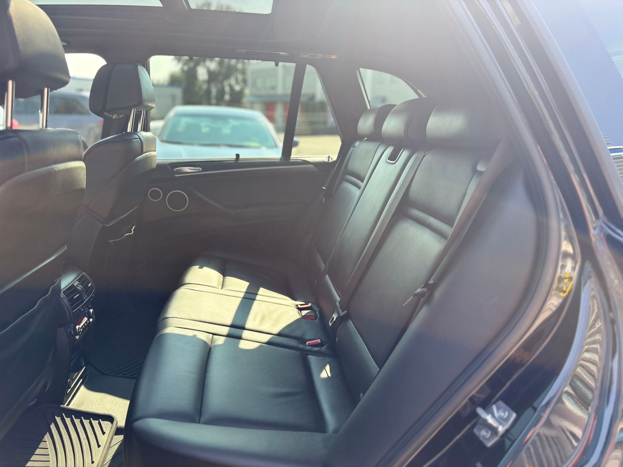 /canwestautoinc/2012-BMW-X5M-11471665416195931.jpg