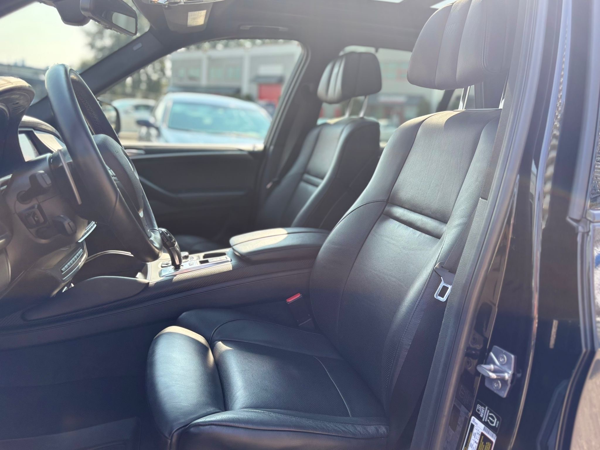 /canwestautoinc/2012-BMW-X5M-5794962161657586.jpg